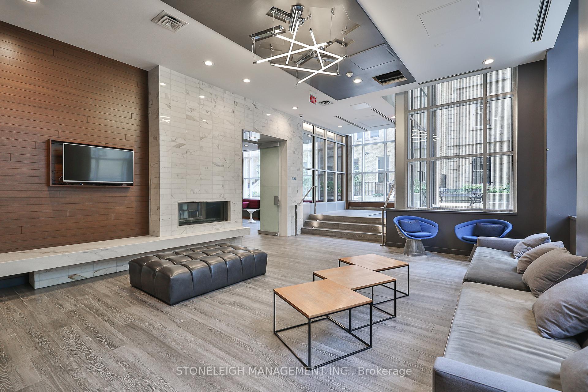 2 Bedrooms Condo at 105 George,  Toronto For sale