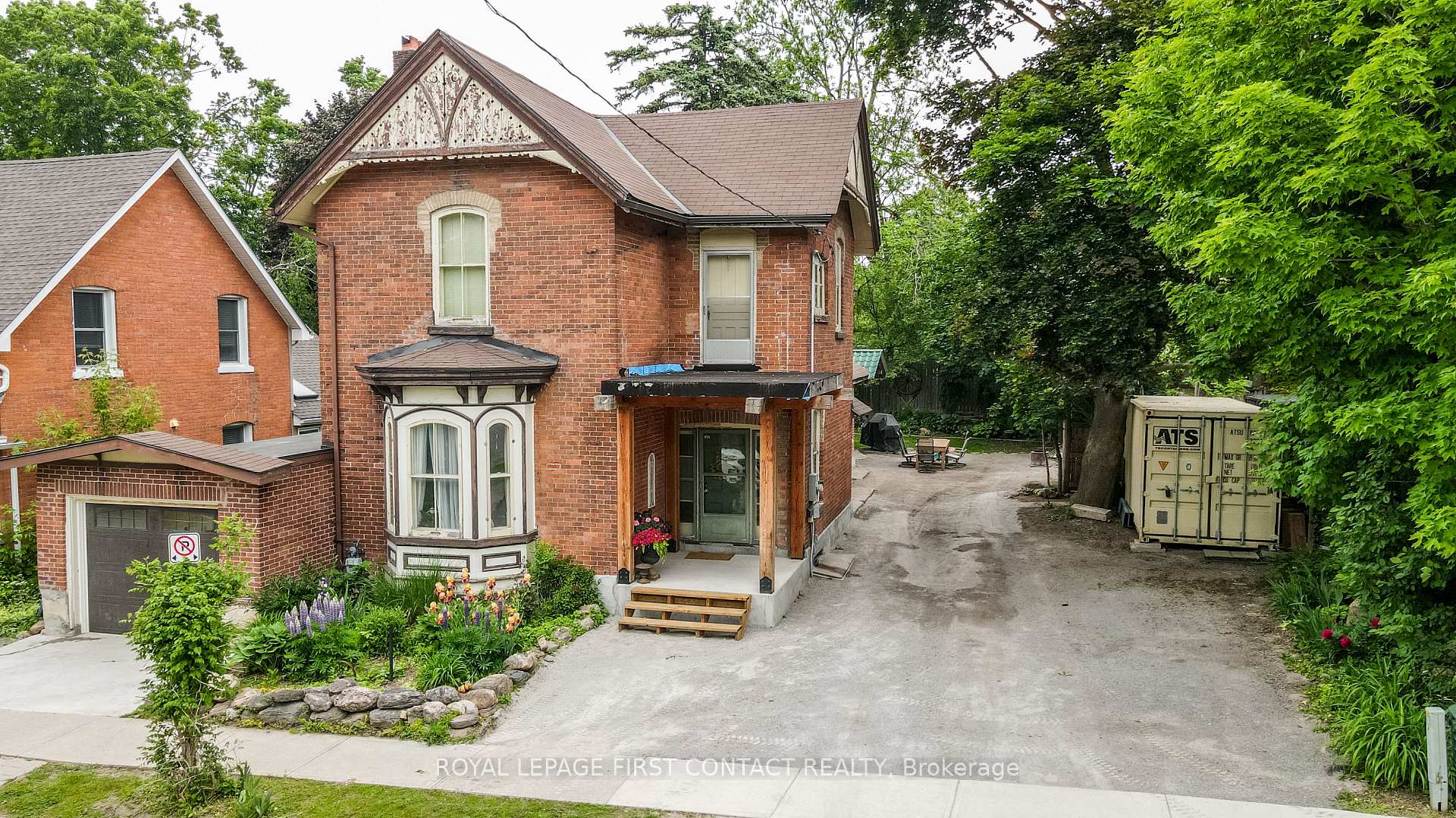 Set in an historic Barrie neighbourhood, this grand old girl has stood the test of time. Reminiscent of a bygone era of grandeur and grace, when homes were a tribute to the founding families who built them. Much of the original charm is intact including soaring ceilings with plaster moldings, 12 inch baseboards, heavy casing and original solid wood doors and flooring. A stately 2500 sq ft spread over two floors, featuring large scaled large living room and dining room, a main floor primary bedroom with ensuite bath and walk-in closet, sunny galley kitchen and mud room. Upstairs are three more bedrooms, den and 3 pc bath. Private treed backyard features a beautiful gazebo shelter with hot tub, gardens and  tree canopy- plus a fully operational chicken coop. Tons of parking with two driveways and attached garage with stairs to basement. Walk to vibrant downtown Barrie's trendy Dunlop East, Heritage waterfront park, walking trails, Courthouse, Art gallery, library all the restaurants and coffee houses. With 66 ft frontage and RM2, this has great development potential or perhaps rezoning to accommodate a law office.