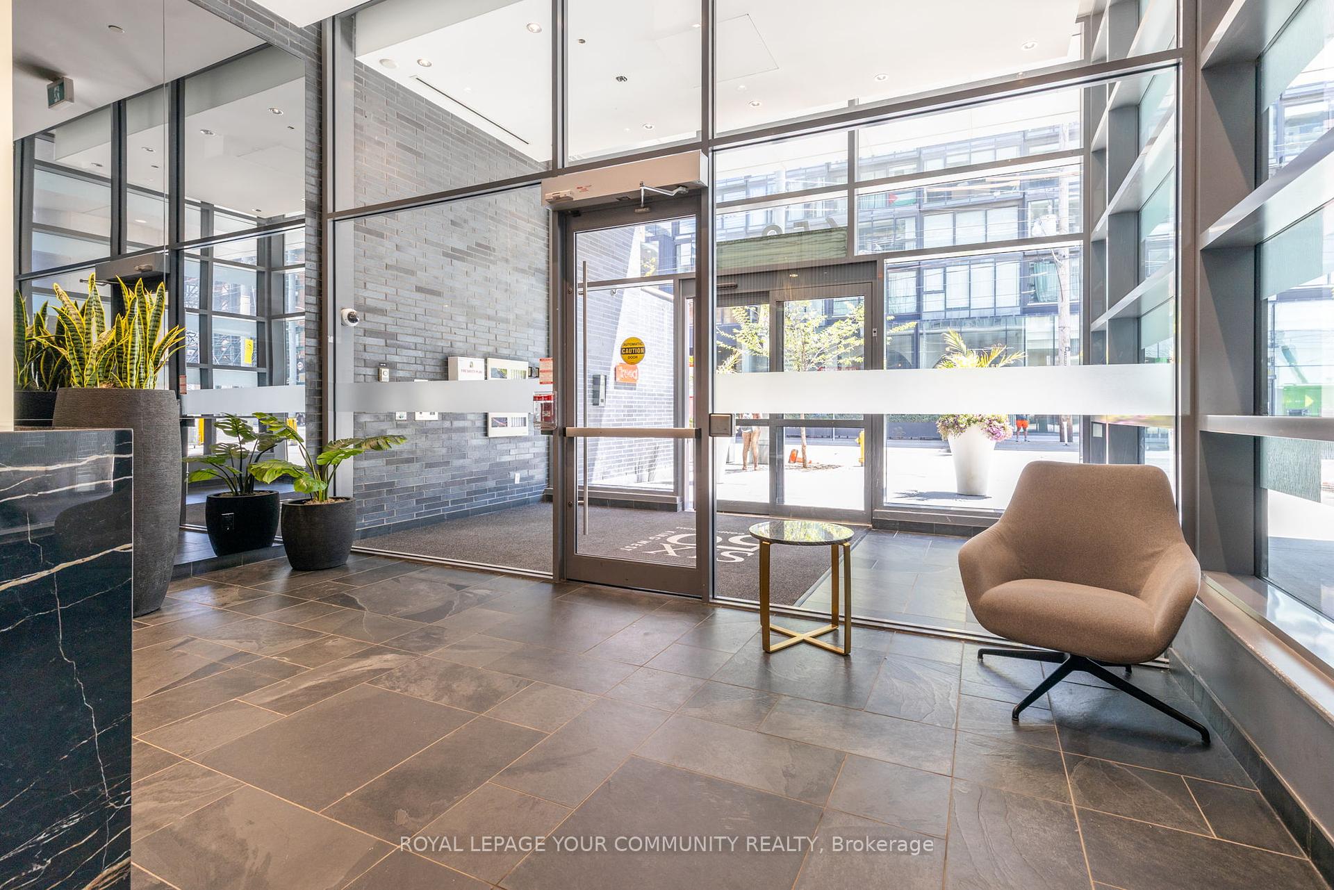 1 Bedroom Condo at 650 King, Toronto For sale