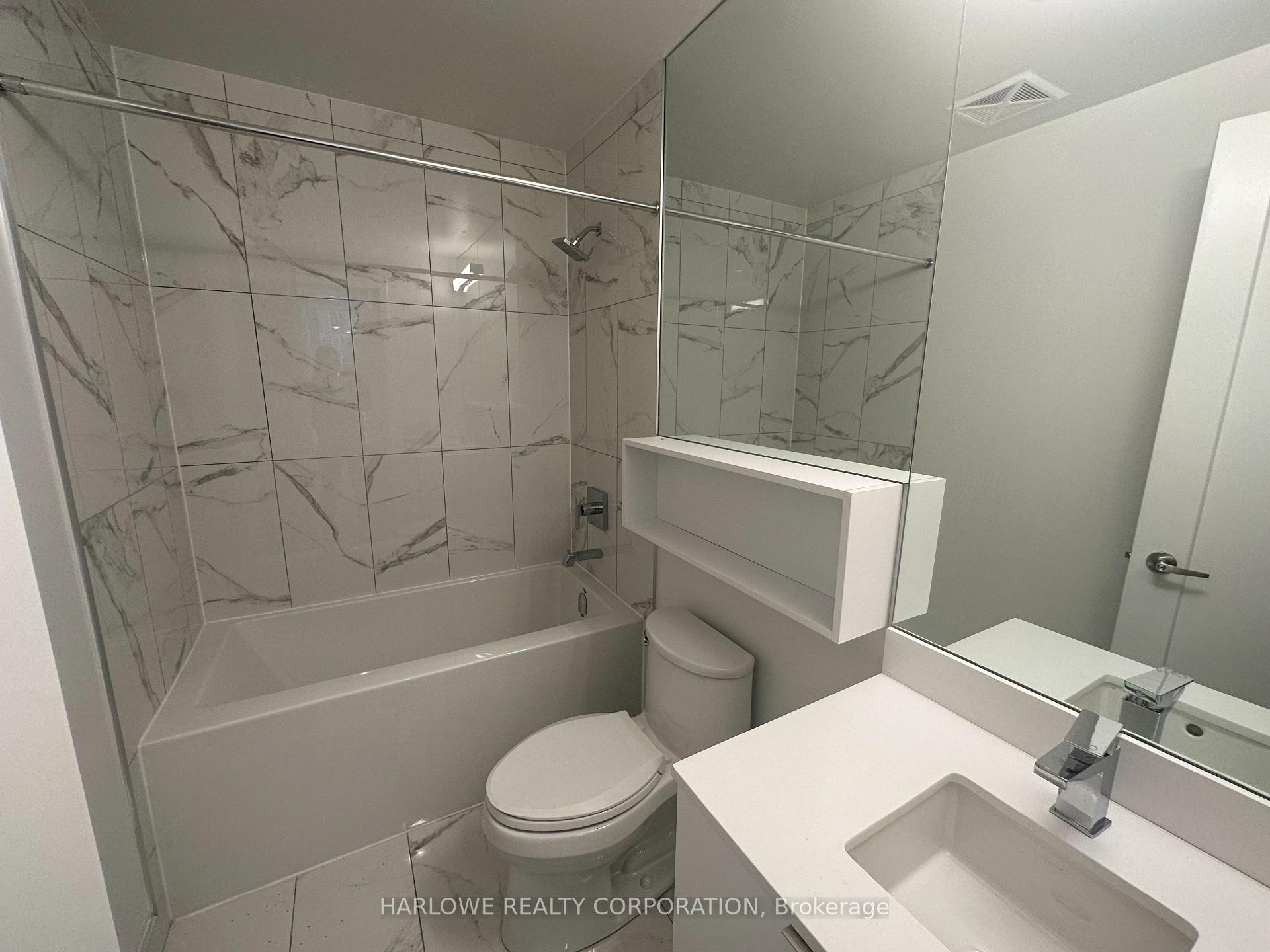 4 Bedrooms Condo at 60 Princess,  Toronto For sale