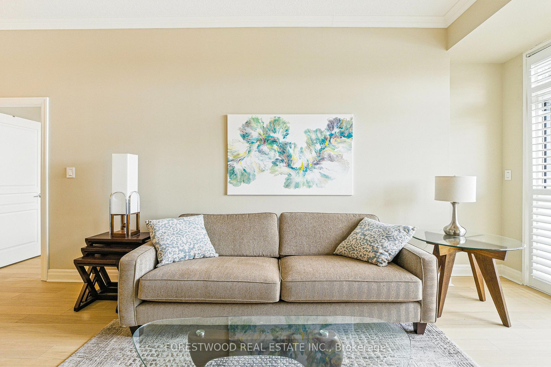 2 Bedrooms Condo at 80 Port, Mississauga For sale