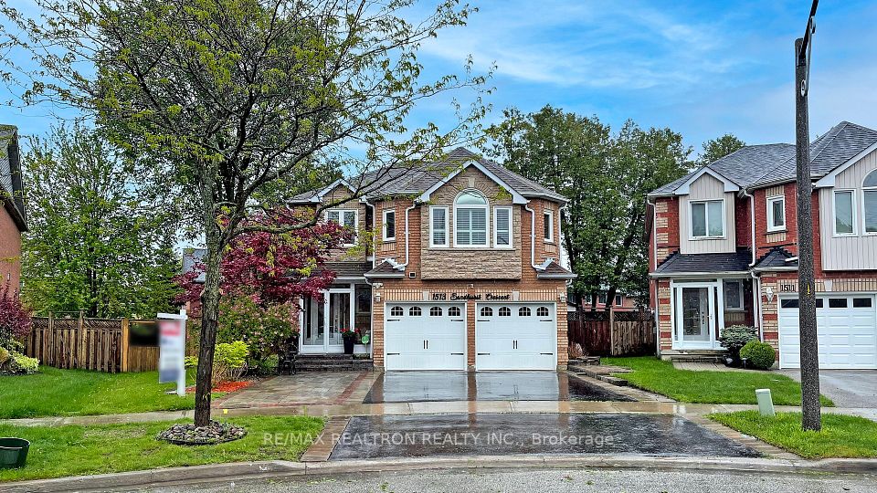 1513 Sandhurst