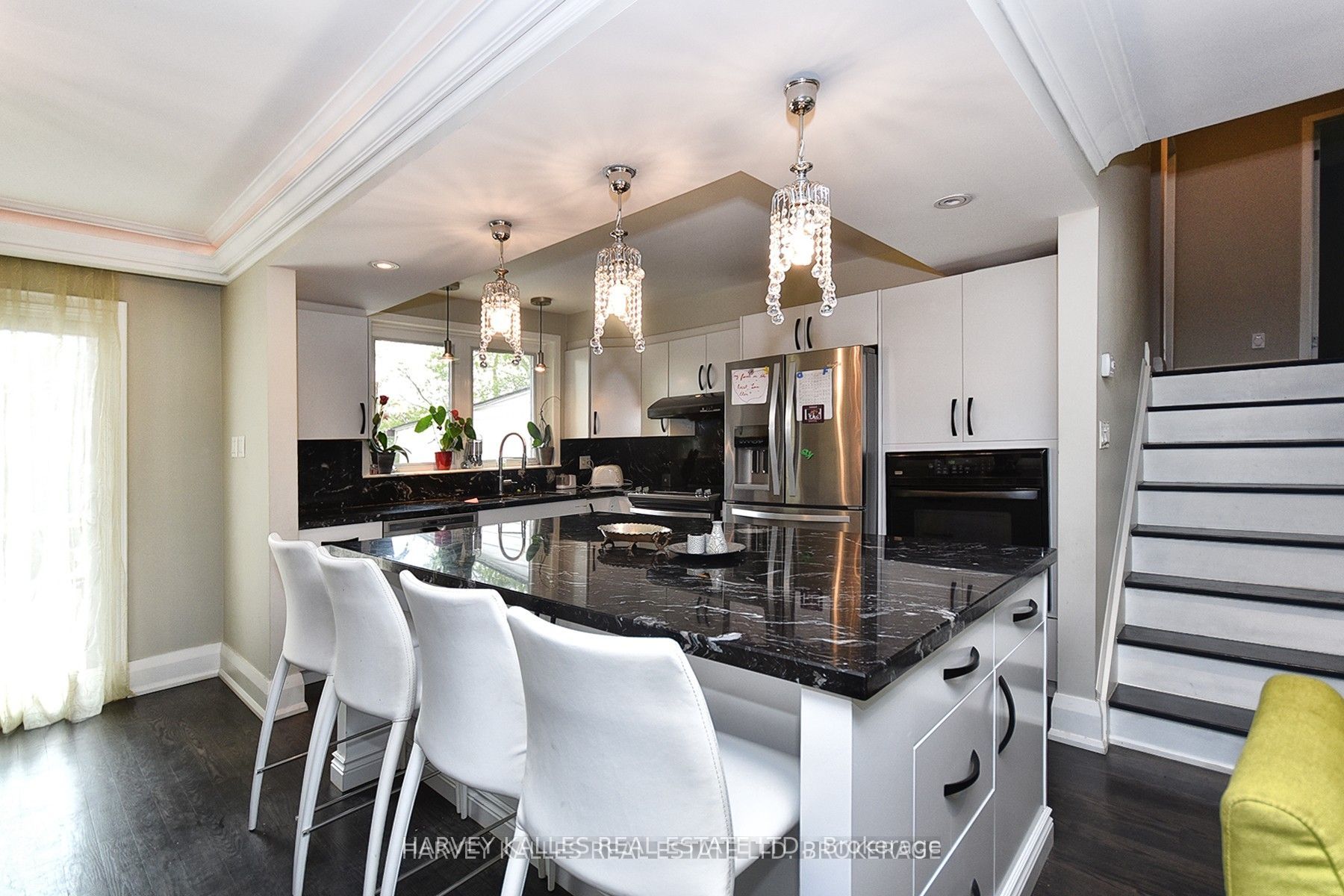 16 Wedgeport Place, Toronto, ON M2N 4B4