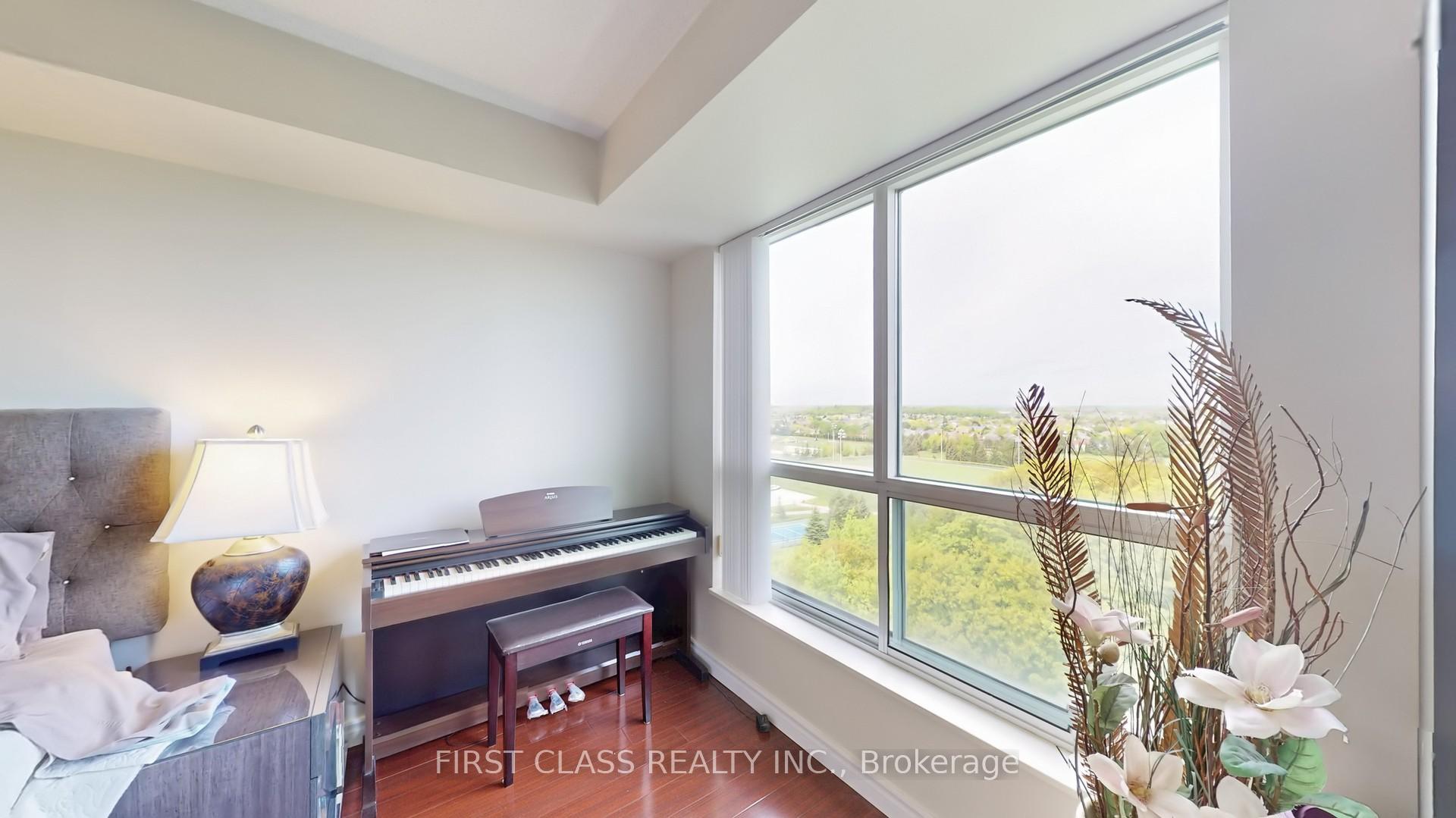2 Bedrooms Condo at 2585 Erin Centre, Mississauga For sale