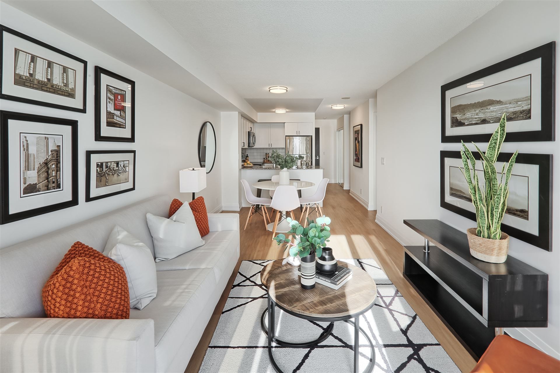 1070 Sheppard Avenue W 912