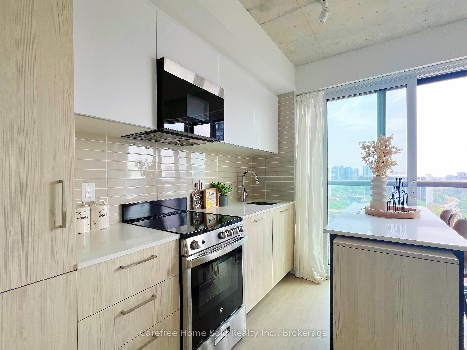 2 Bedrooms Condo at 65 Mutual, Toronto For sale
