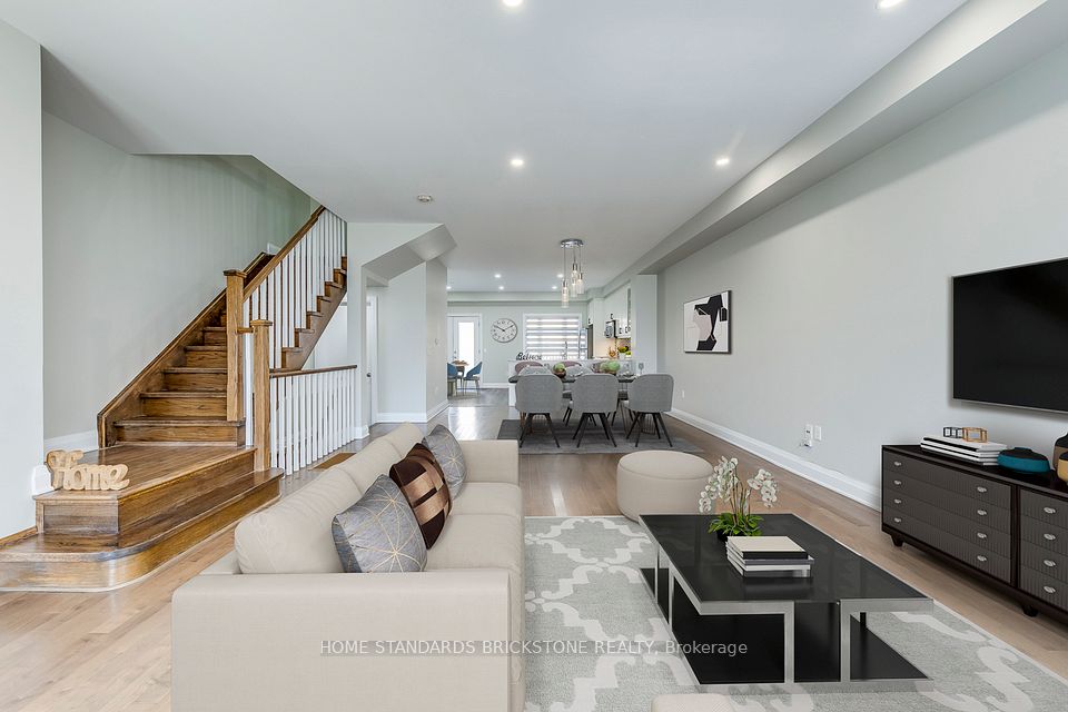 #18 - 2460 Prince Michael Drive, Oakville, ON L6H 0G9