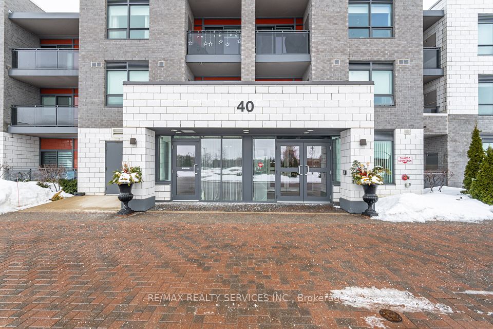 #104 - 40 Via Rosedale Way, Brampton, ON L6R 4A4