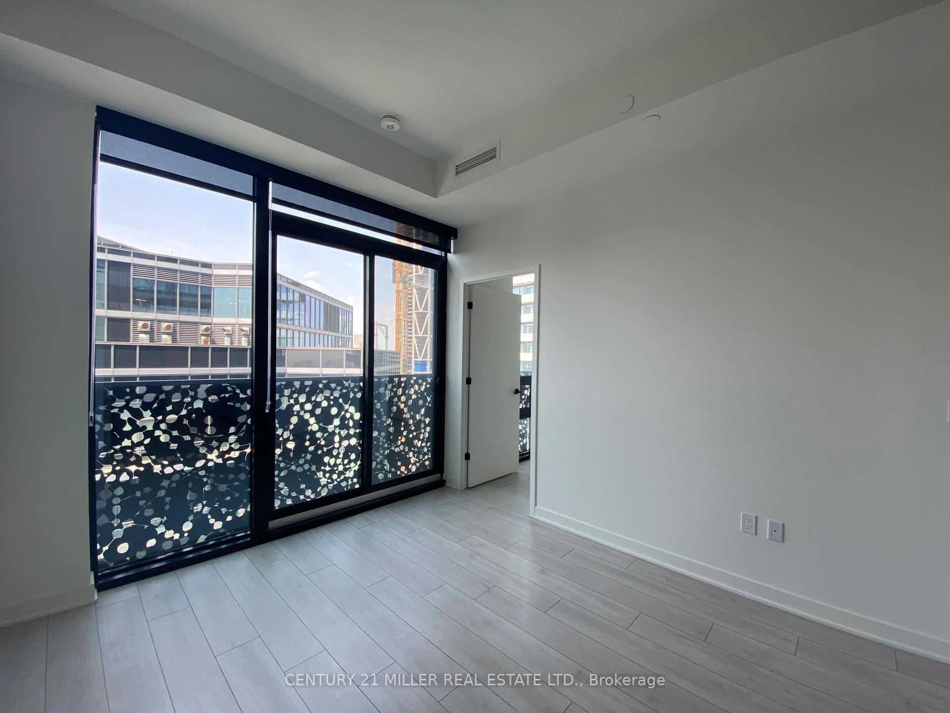 1 Bedroom Condo at 55 Charles, Toronto For sale