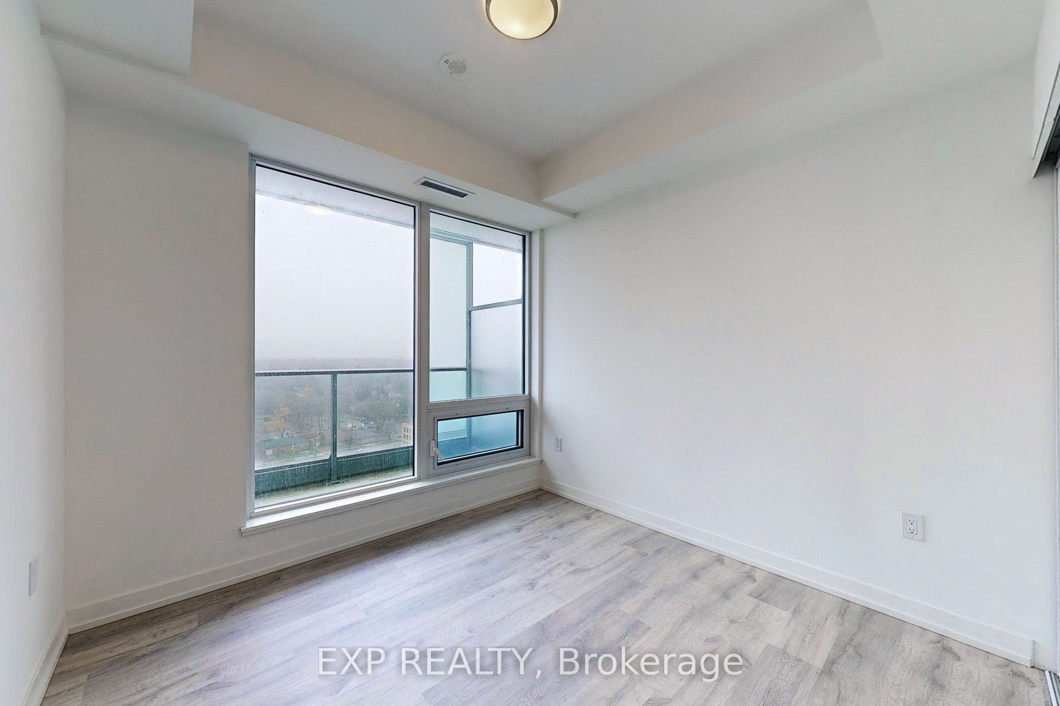 7 Golden Lion Hts Avenue, #1409