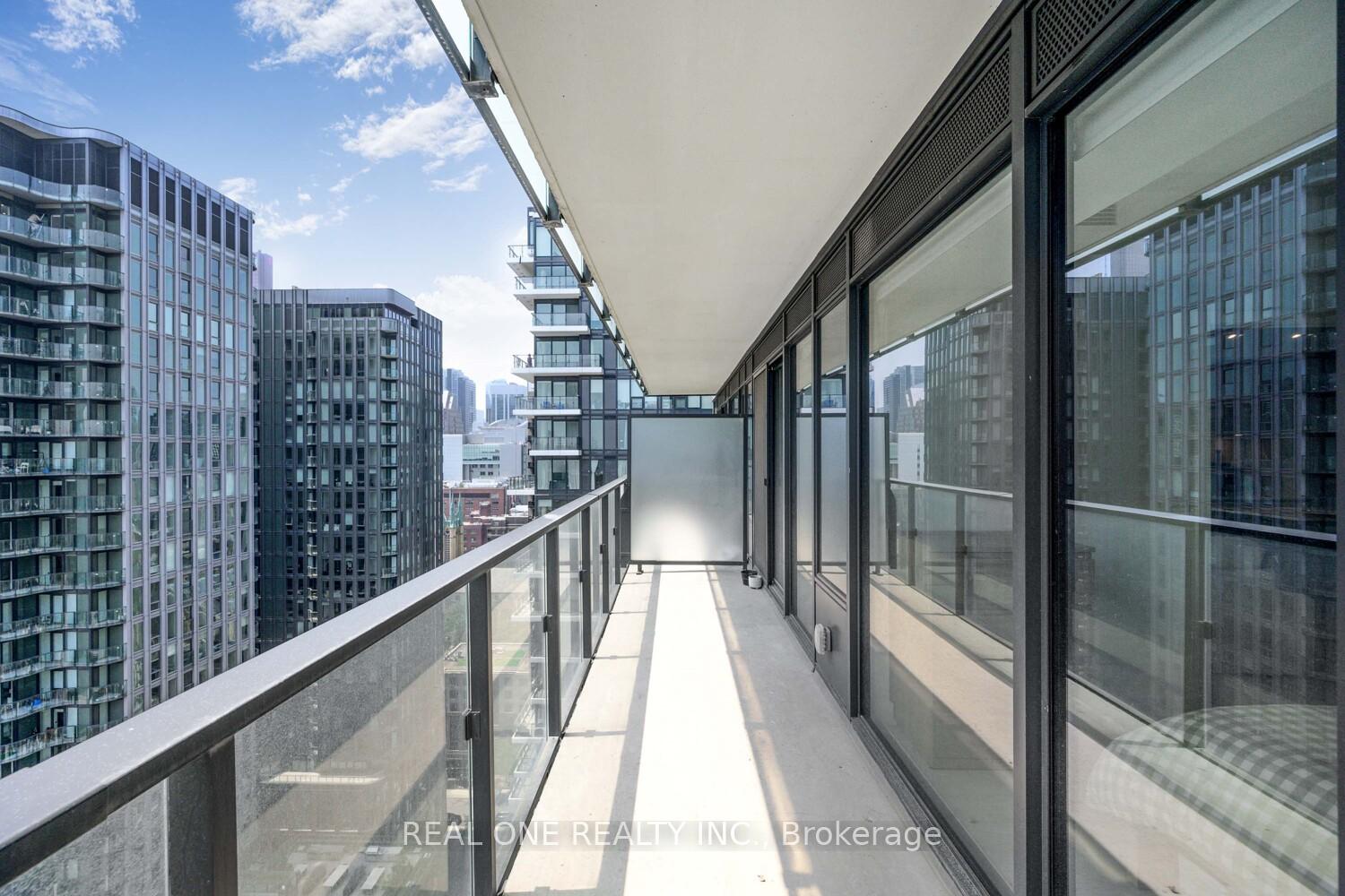2 Bedrooms Condo at 47 Mutual, Toronto For sale