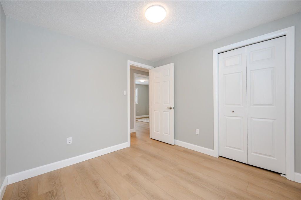 130 Freshmeadow Way