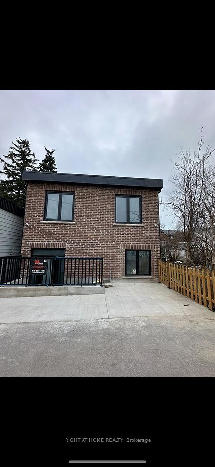 94 Barrington Avenue
