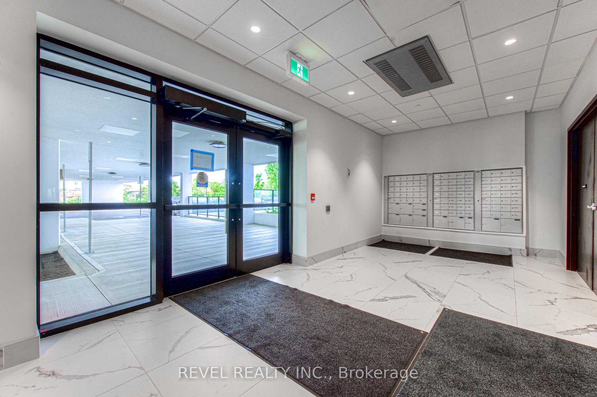 1 Bedroom Condo at 1936 Rymal, Hamilton For sale