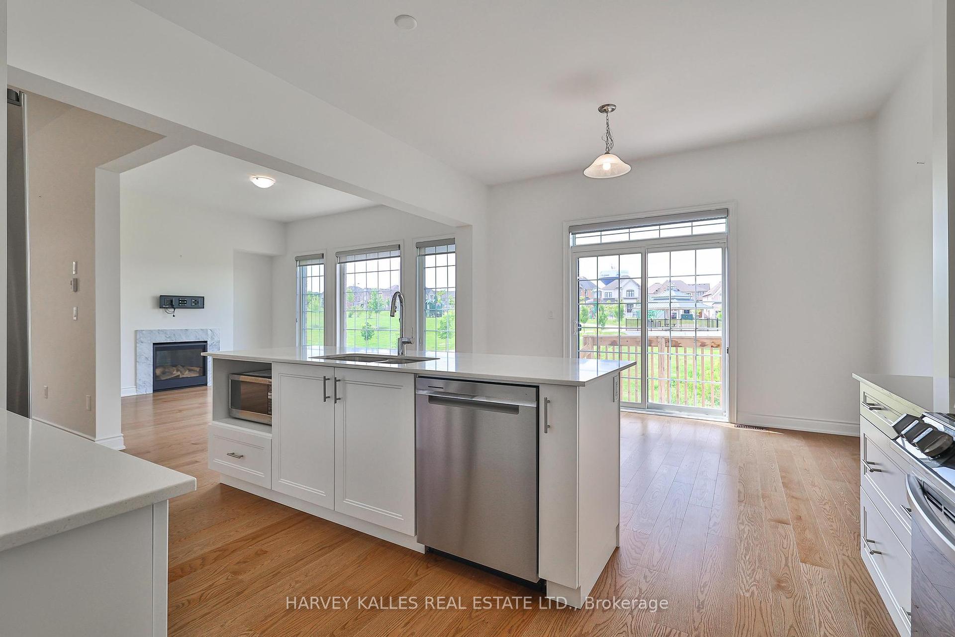 4 Meadow Vista Crescent