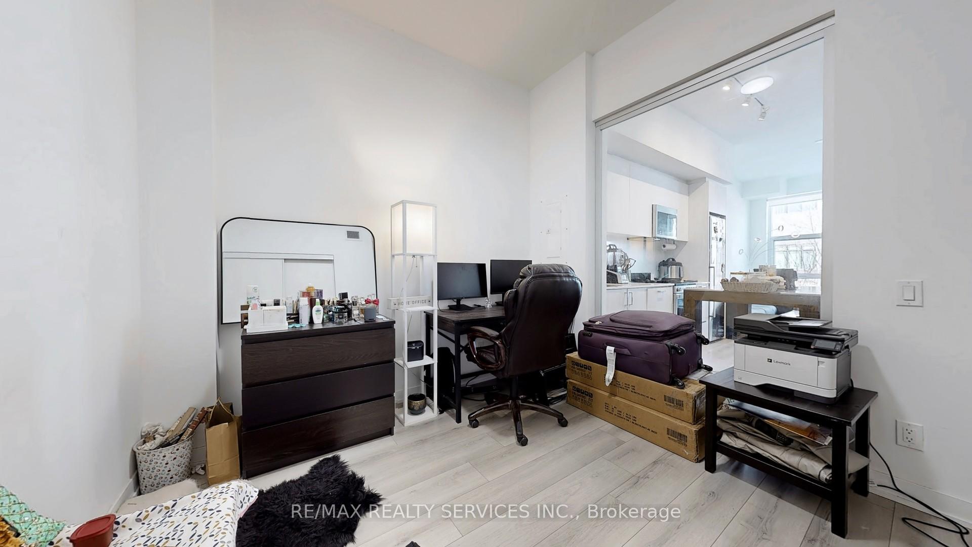2 Bedrooms Condo at 1787 St. Clair,  Toronto For sale