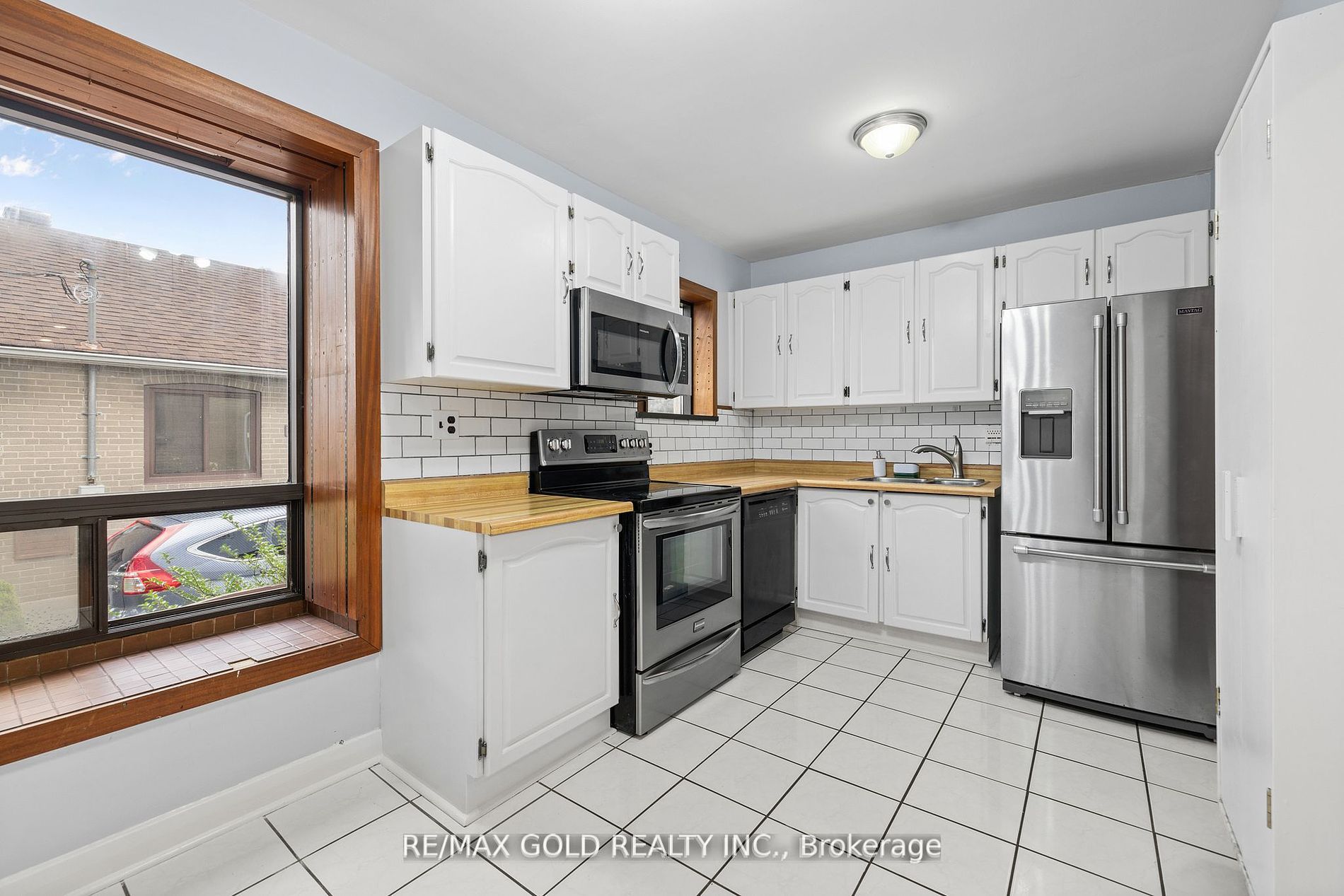 20 Hatfield Crescent