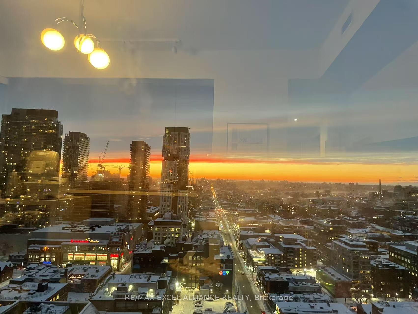 2 Bedrooms Condo at 215 Queen,  Toronto For sale