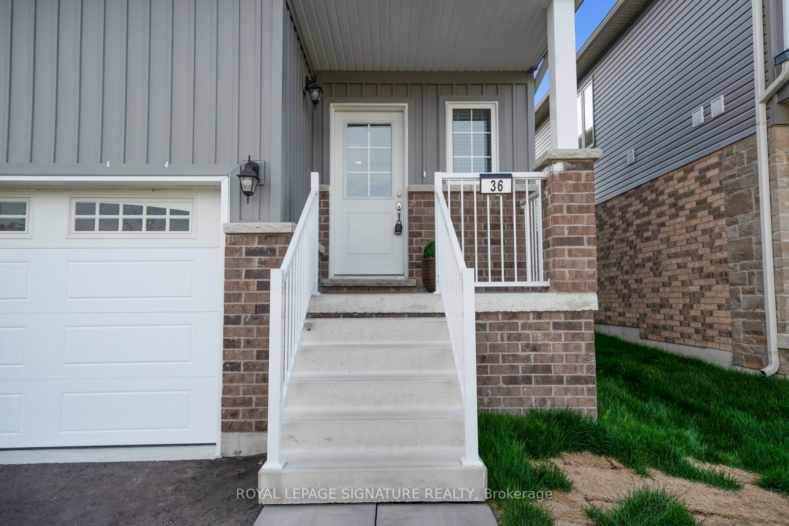 36 Hillcroft Way