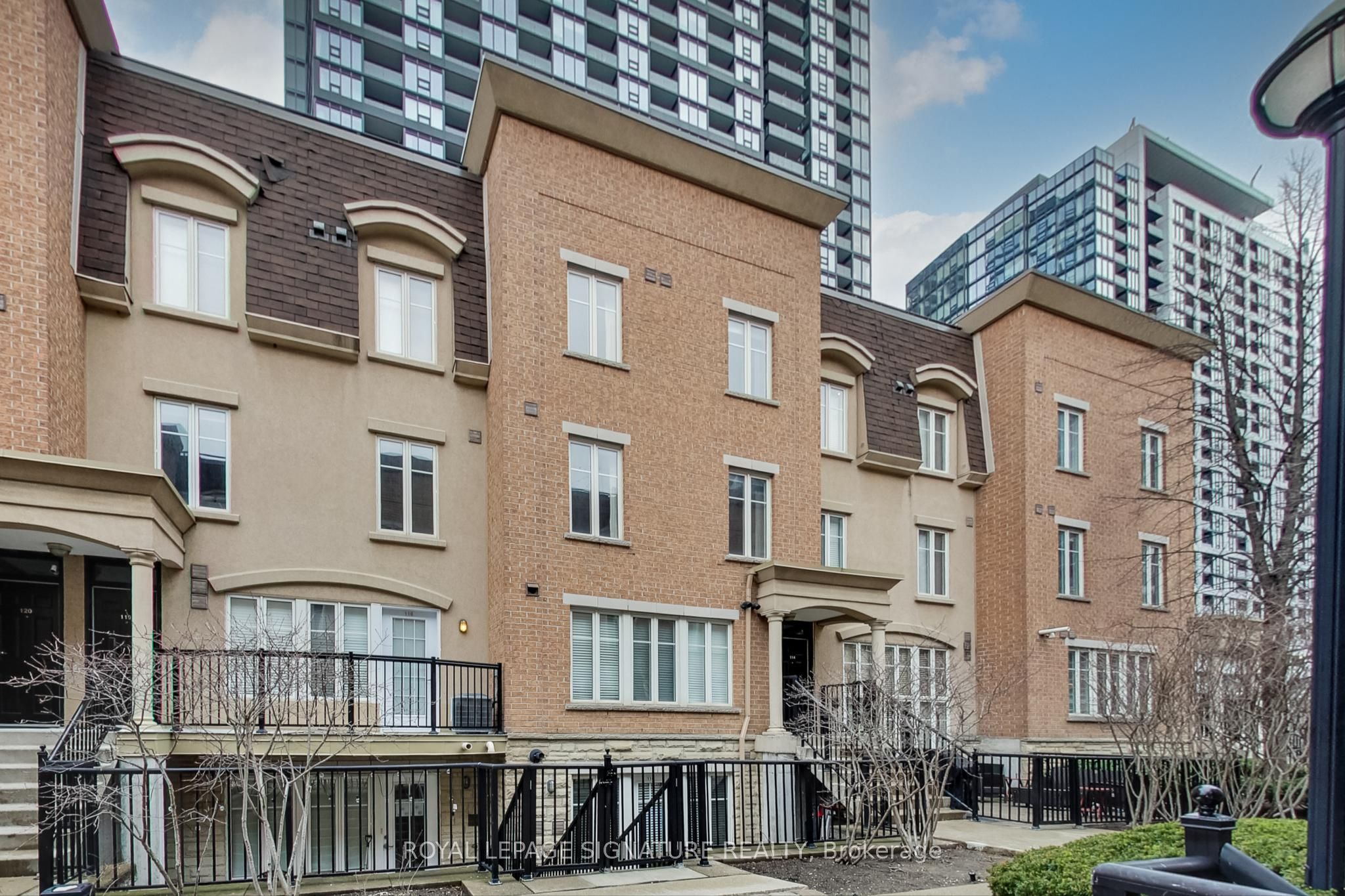 22 Western Battery Road, #115