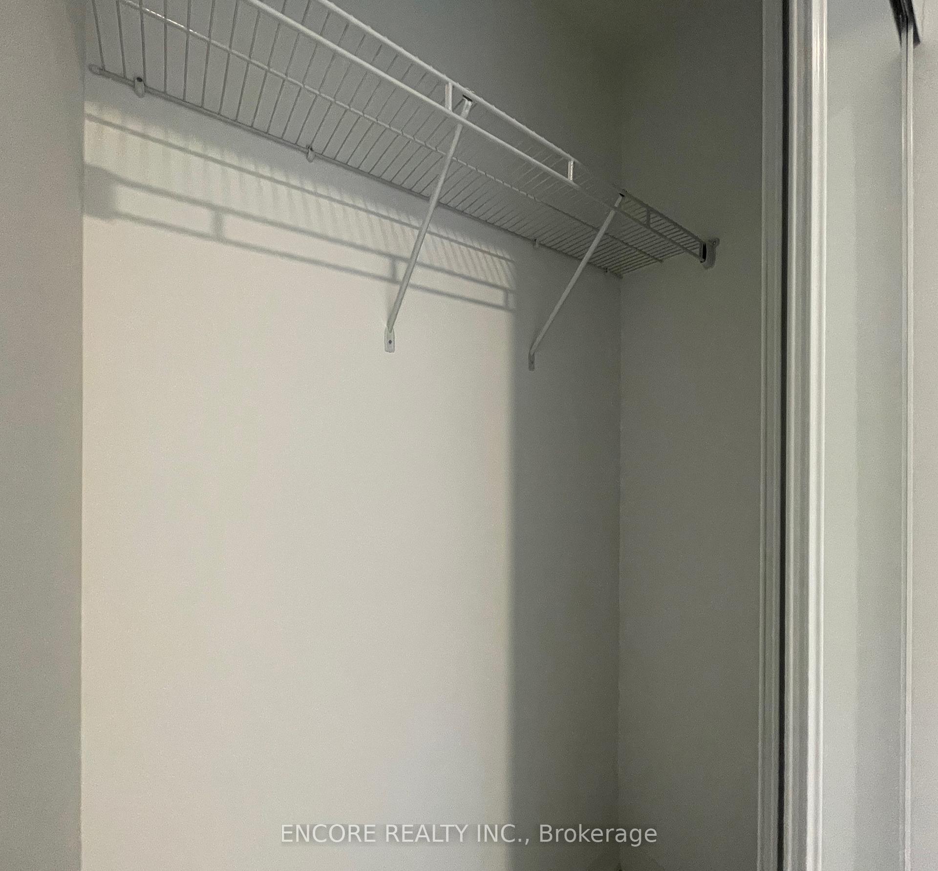 1 Bedroom Condo at 7950 Bathurst,  Vaughan For sale