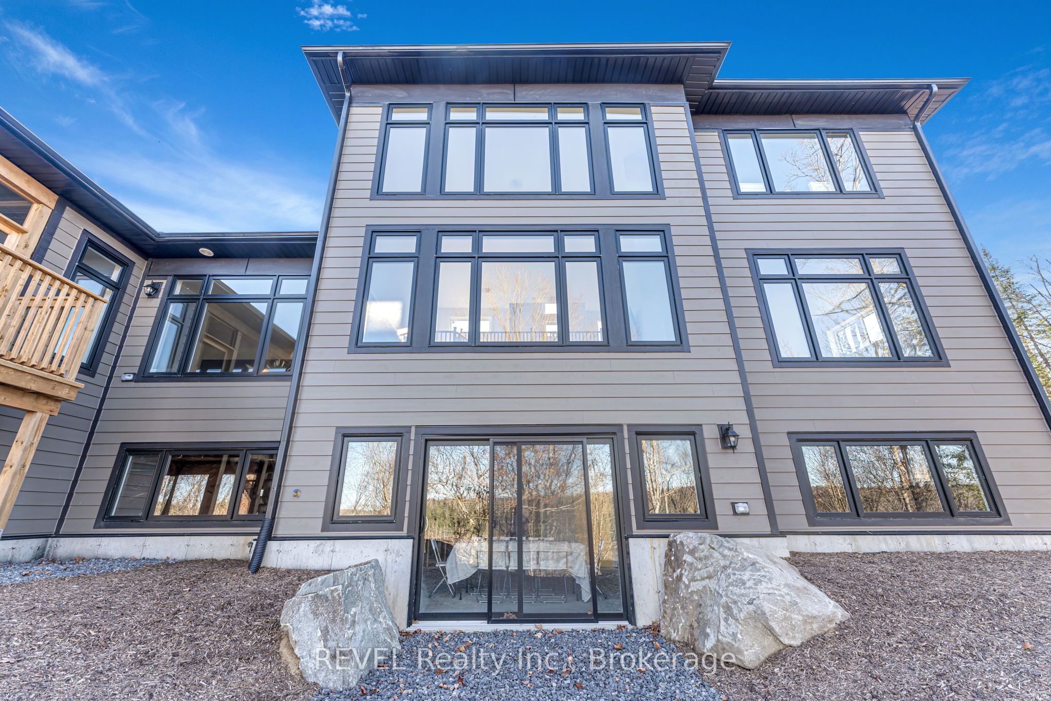 1008 Napier Court