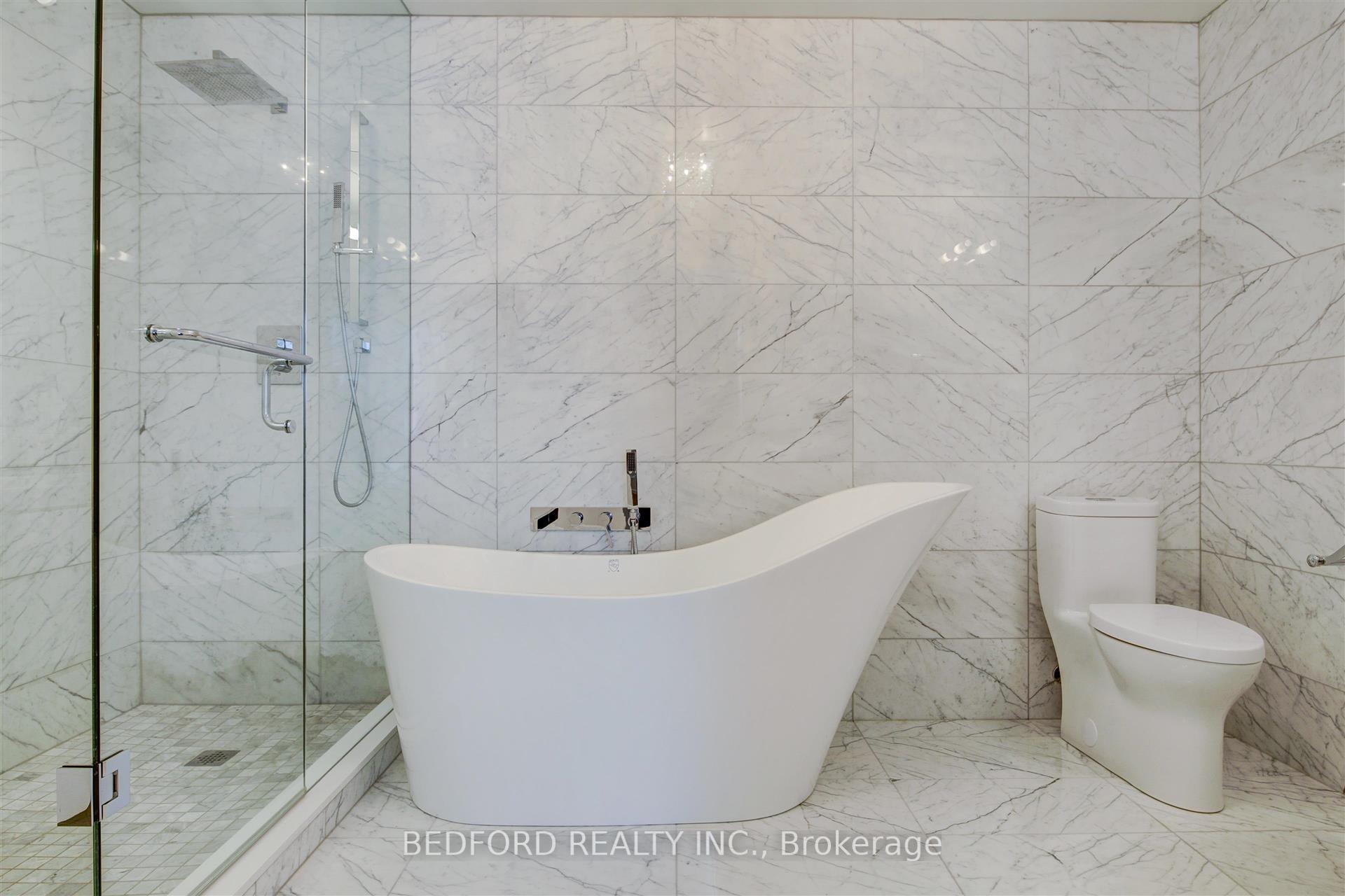 3 Bedrooms Condo at 1 Bedford,  Toronto For sale