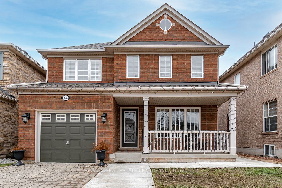 2298 Grand Oak