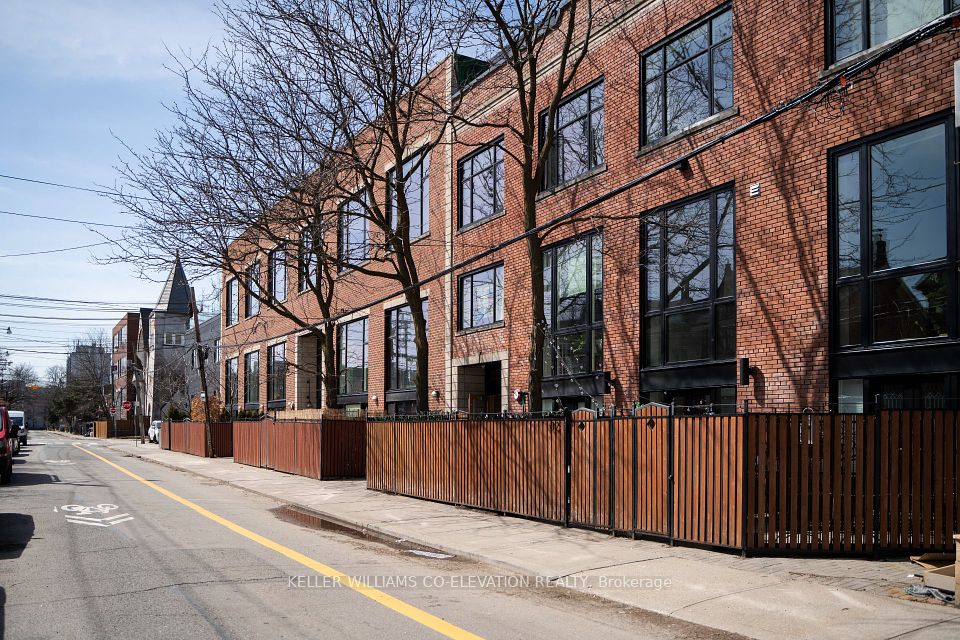 670 Richmond