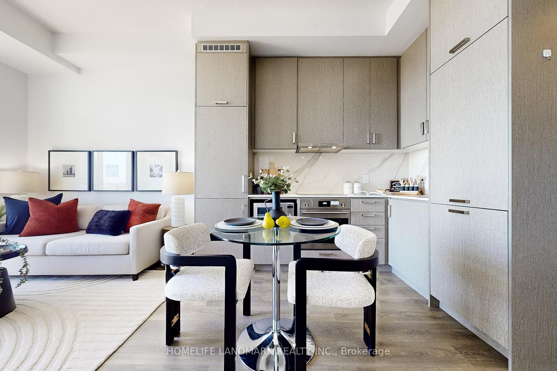 2 Bedrooms Condo at 60 Honeycrisp, Vaughan For sale