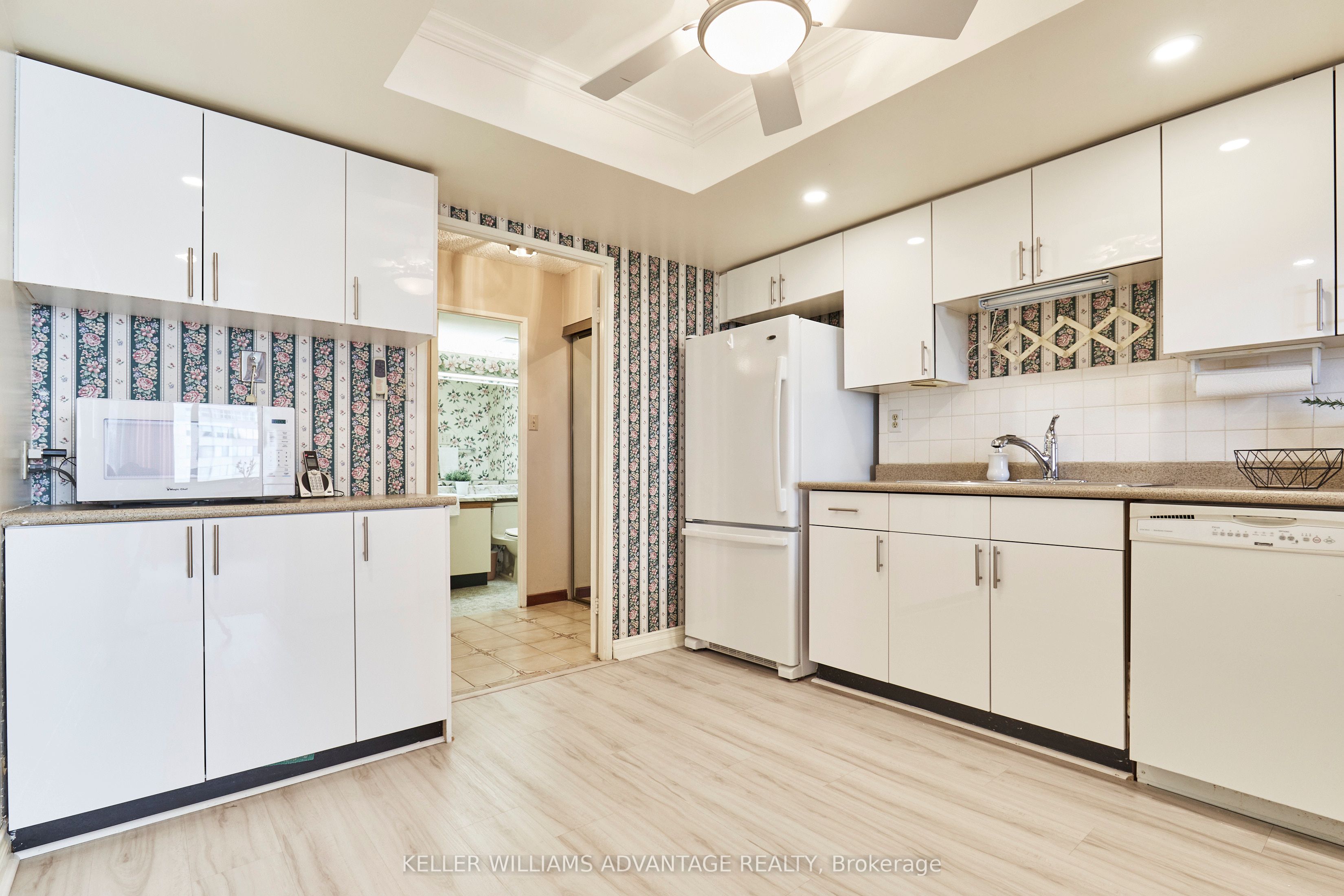 2330 Bridletowne Circle, #1105