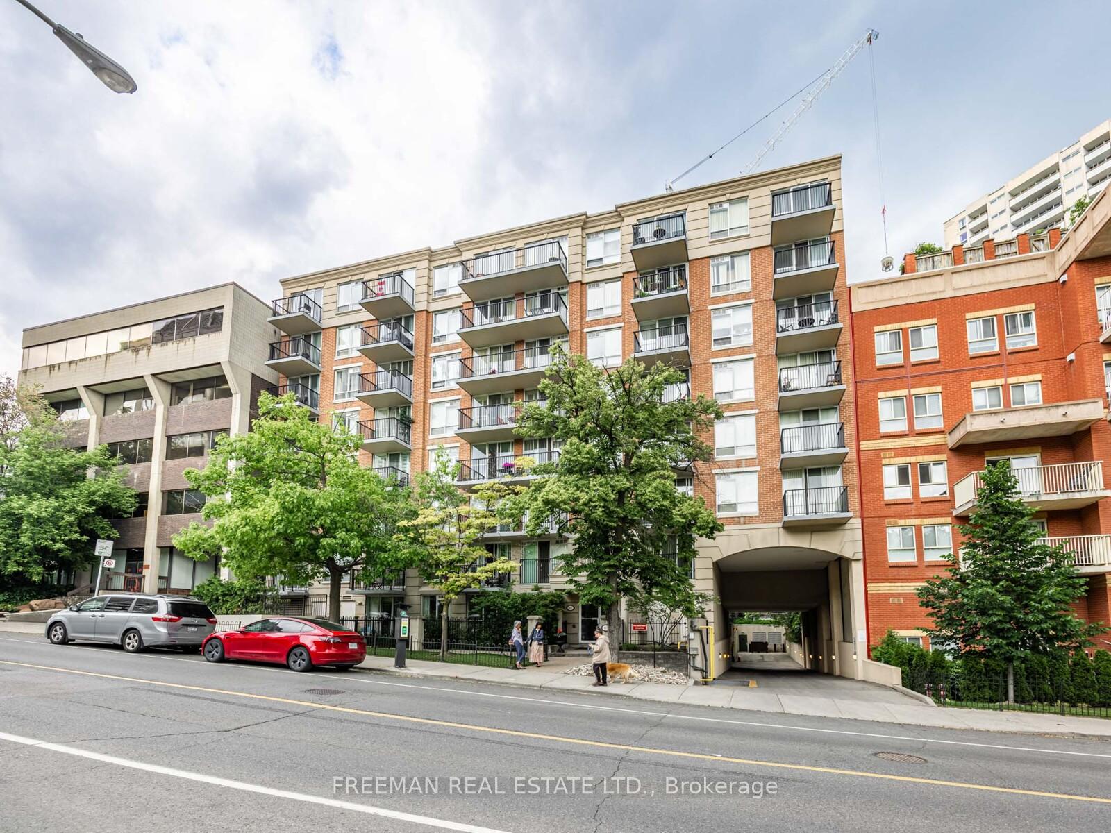 2 Bedrooms Condo at 260 Merton, Toronto For sale
