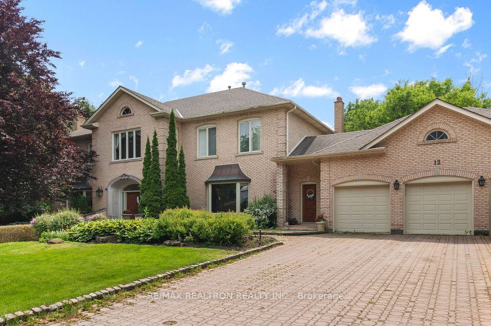 12 Moodie Drive, Richmond Hill, ON L4C 8C9