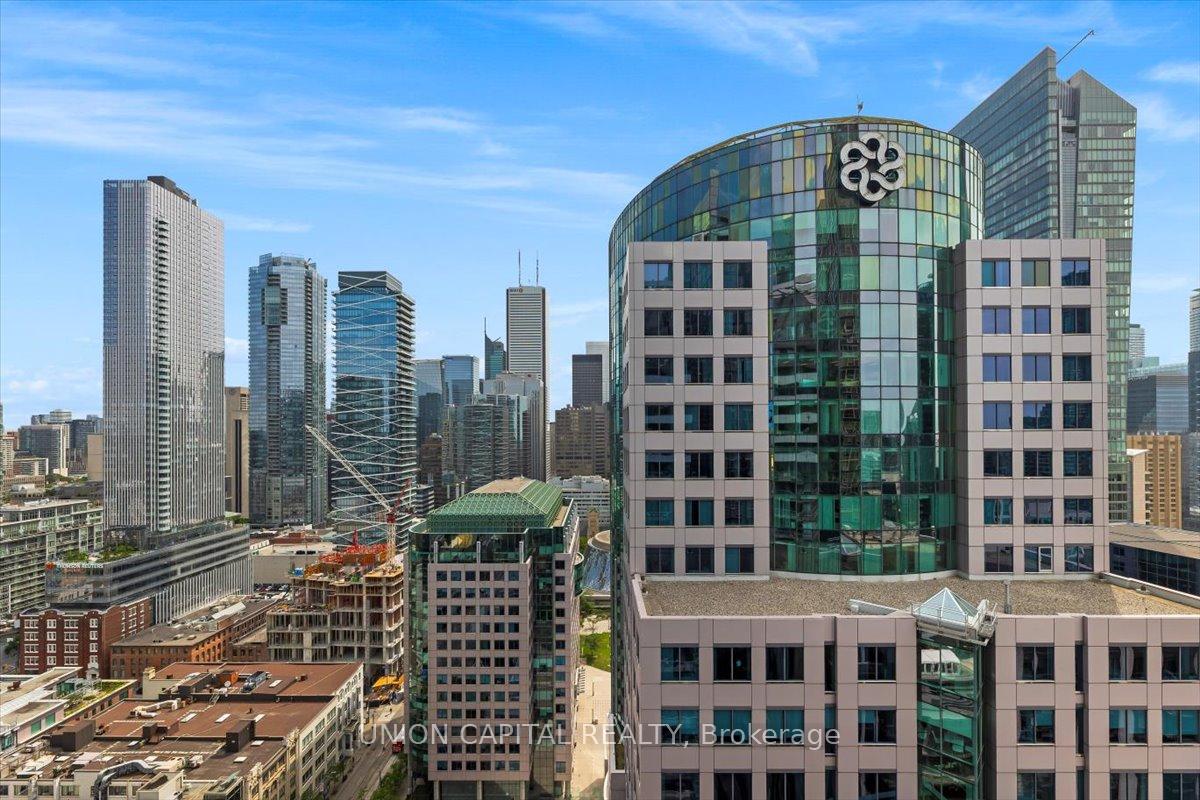 Condo at 8 Mercer, Toronto For sale