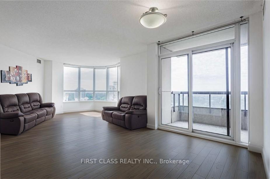3 Bedrooms Condo at 5 Northtown, Toronto For sale