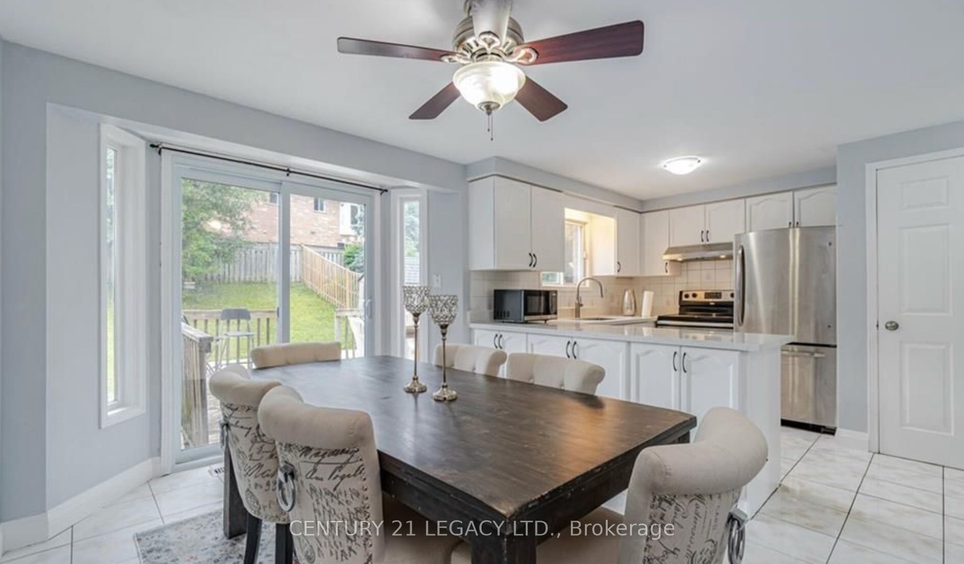 322 Benesfort Crescent
