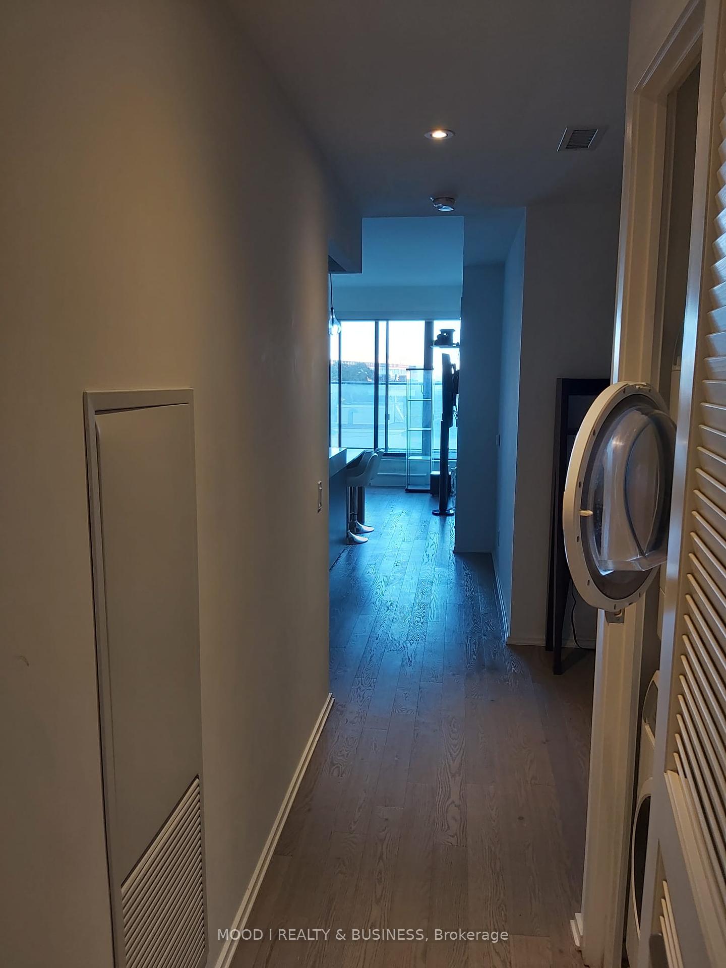3 Bedrooms Condo at 12 Bonnycastle, Toronto For sale