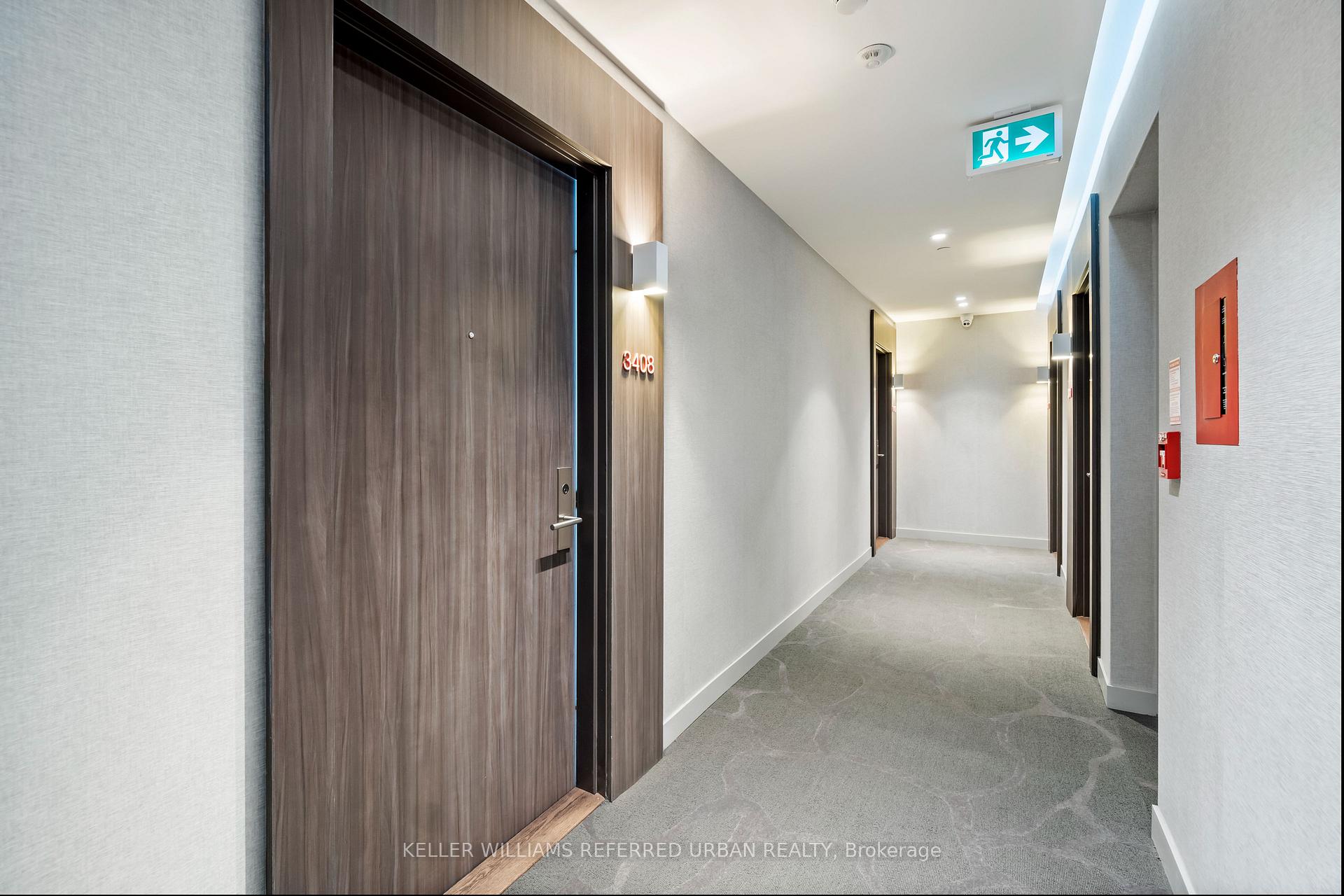 2 Bedrooms Condo at 185 Roehampton, Toronto For sale
