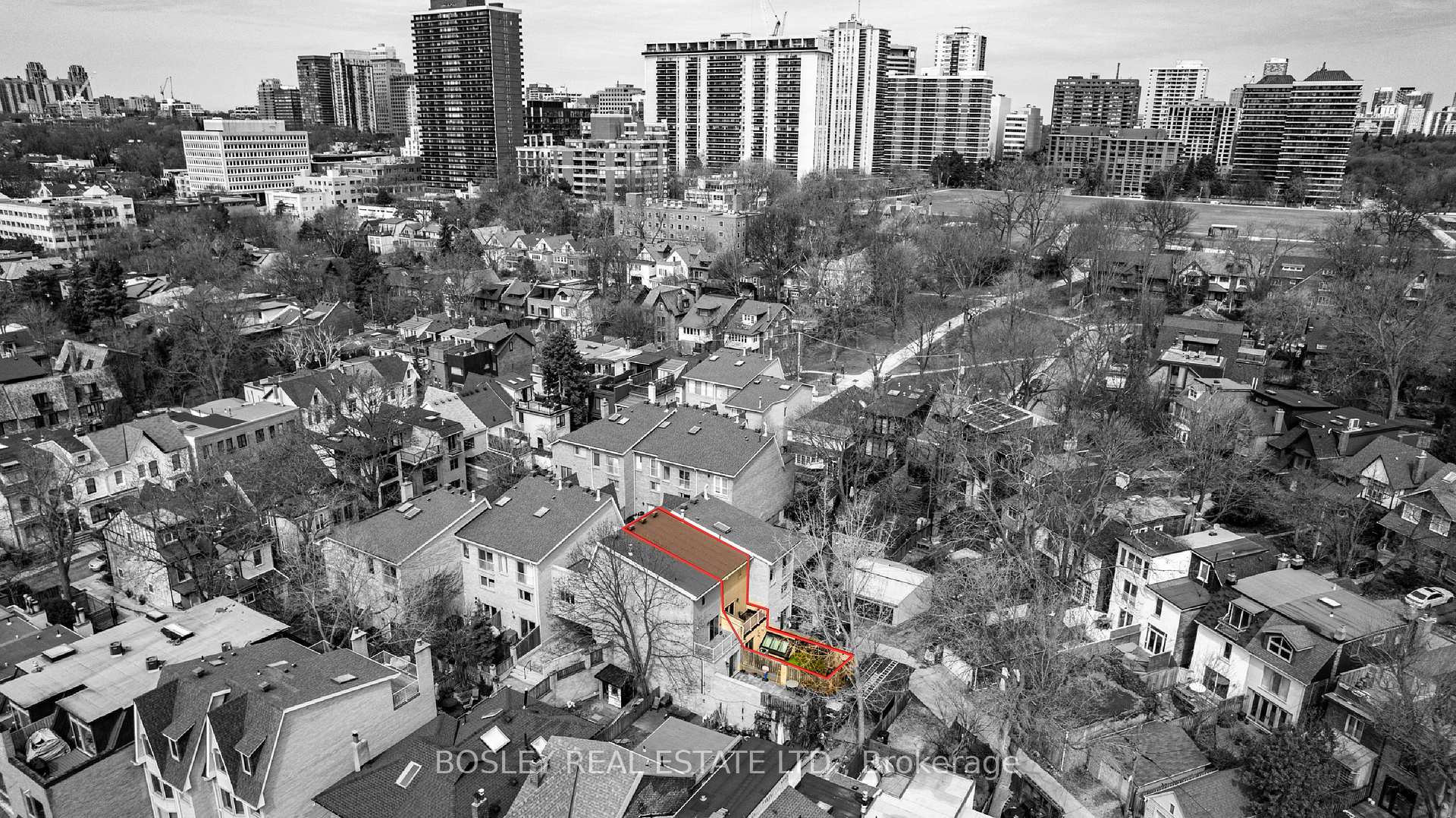 4 Bedrooms Condo at 95 Summerhill, Toronto For sale