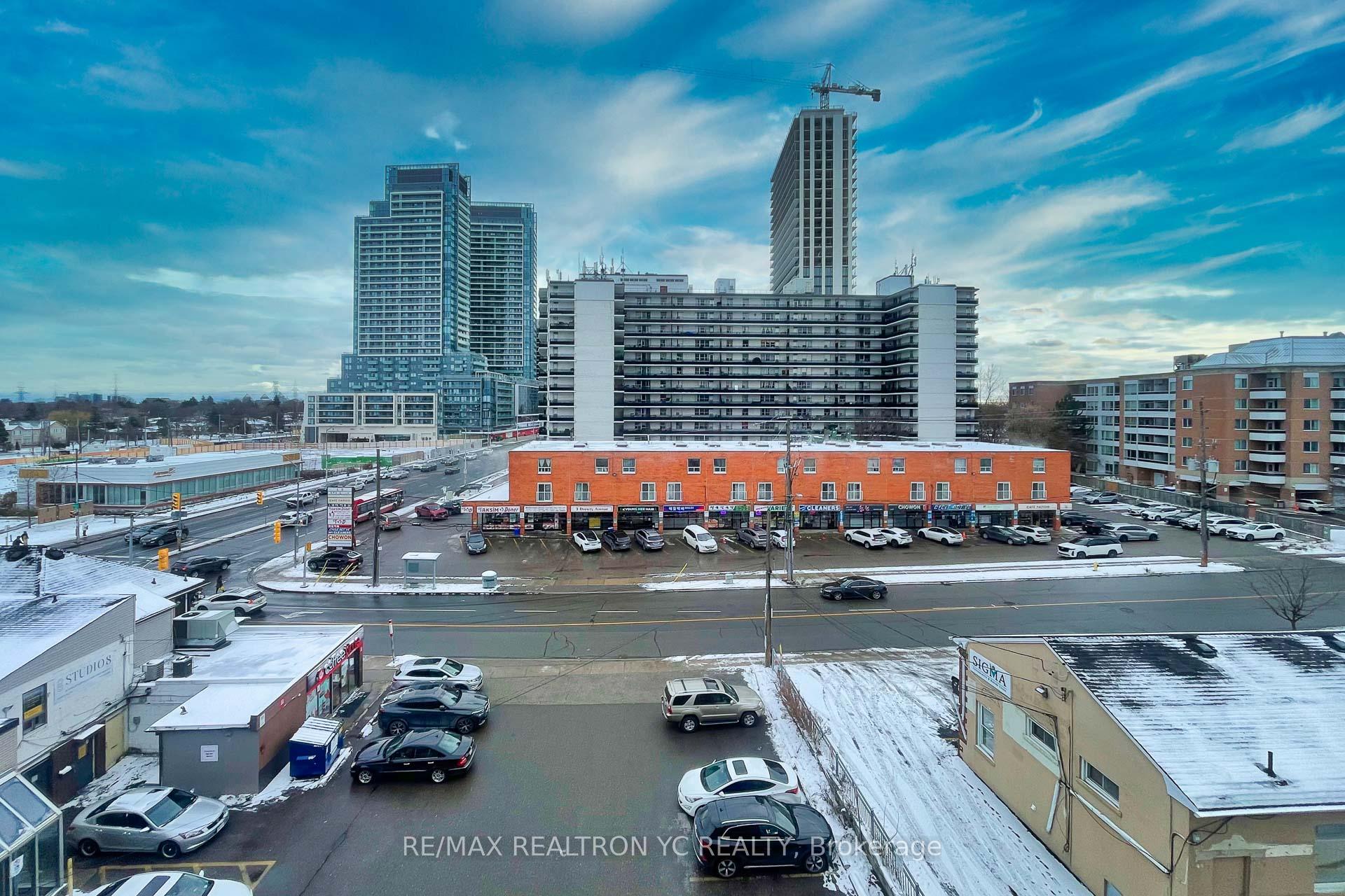 2 Bedrooms Condo at 5940 Yonge,  Toronto For sale