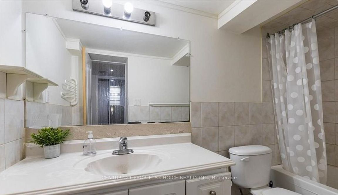 6993 Amour Terrace