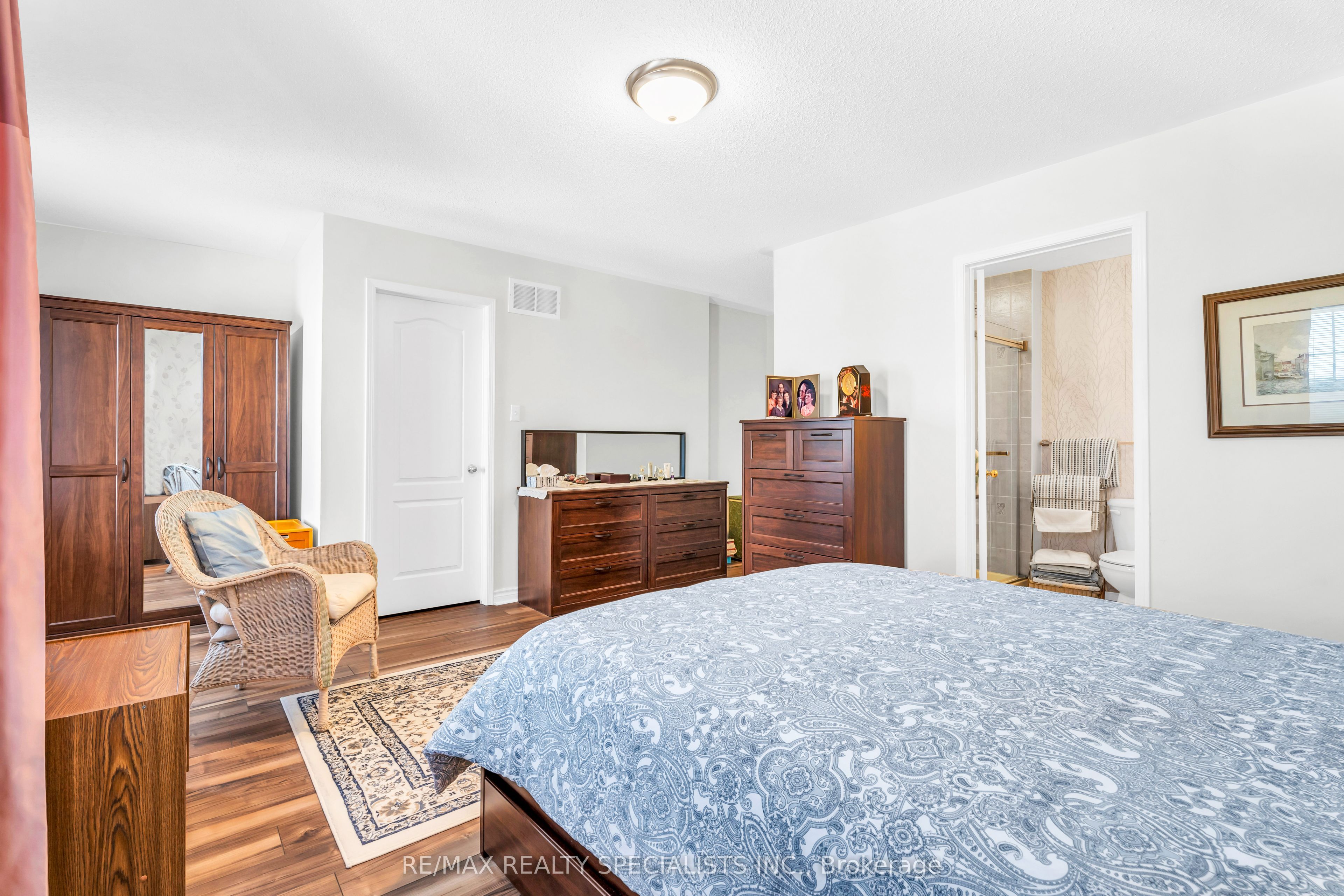 3073 Hawktail Crescent