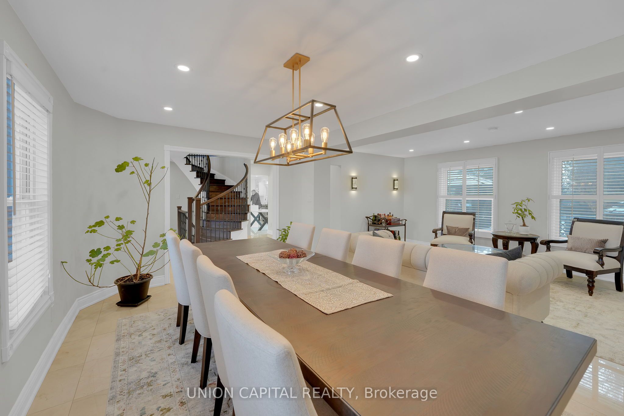 12 Reesor Place