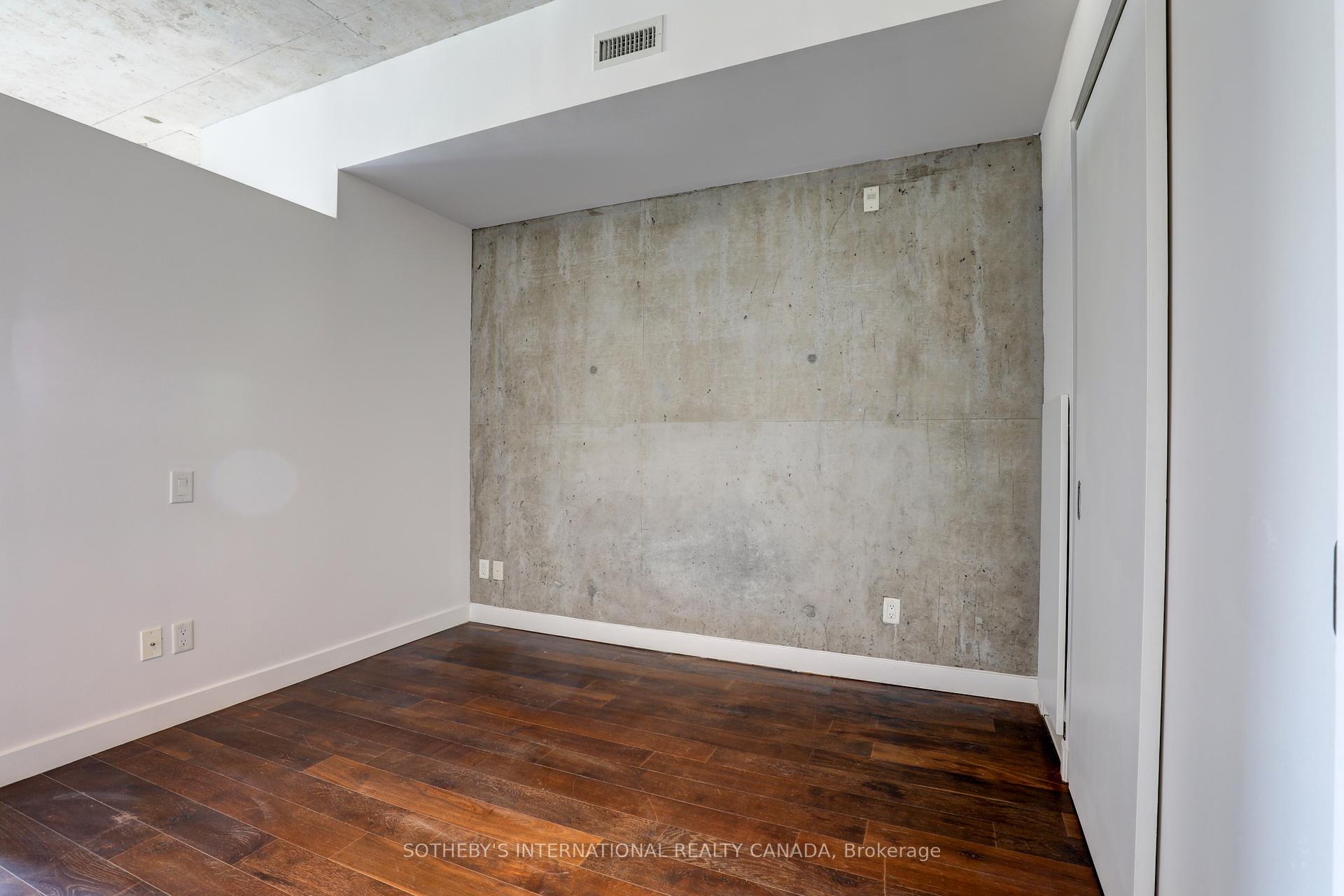 1 Bedroom Condo at 25 Stafford, Toronto For sale