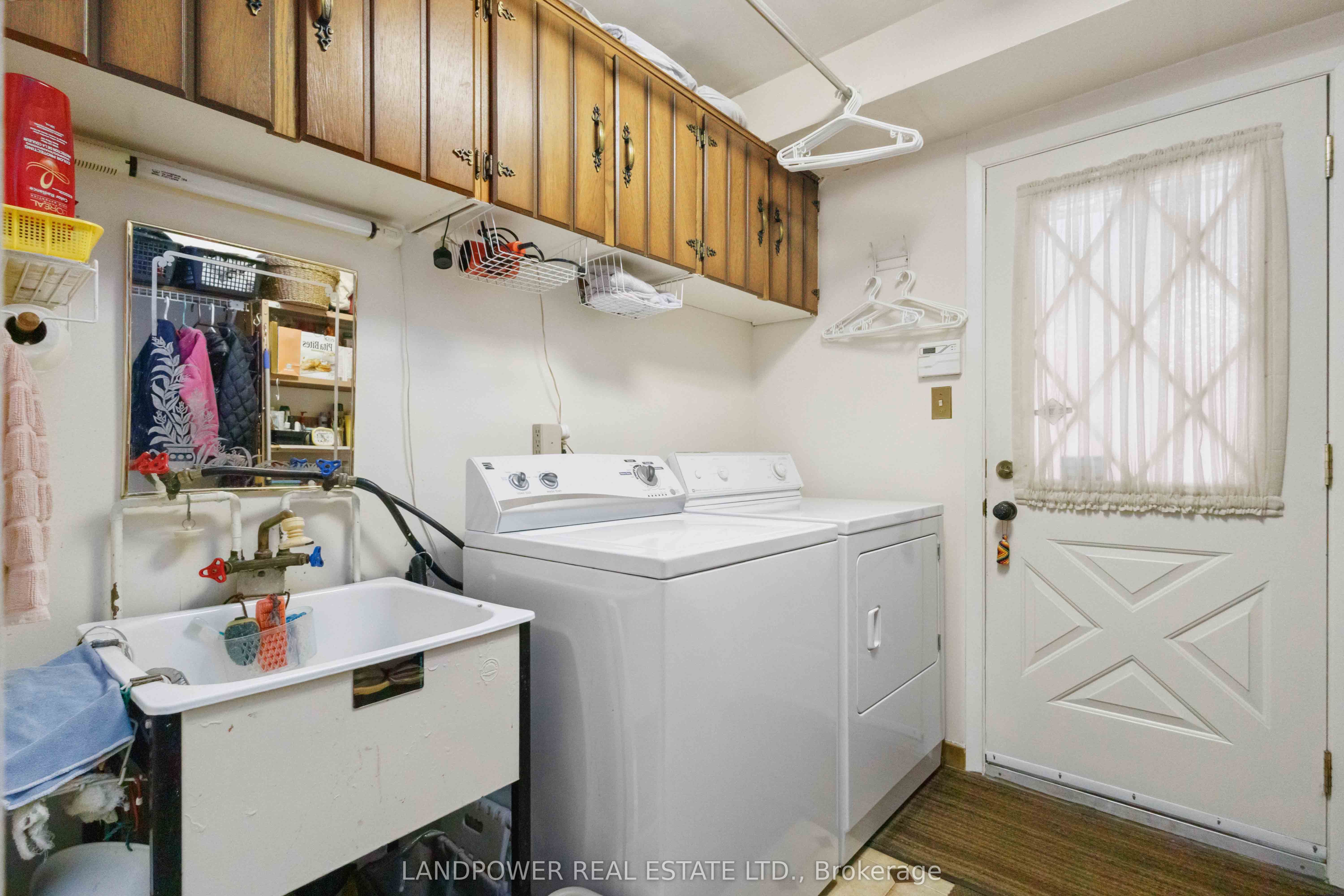 851 Huntingwood Drive