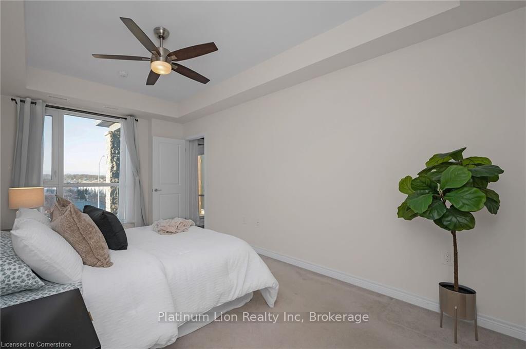 2 Bedrooms Condo at 2375 Bronte, Oakville For sale