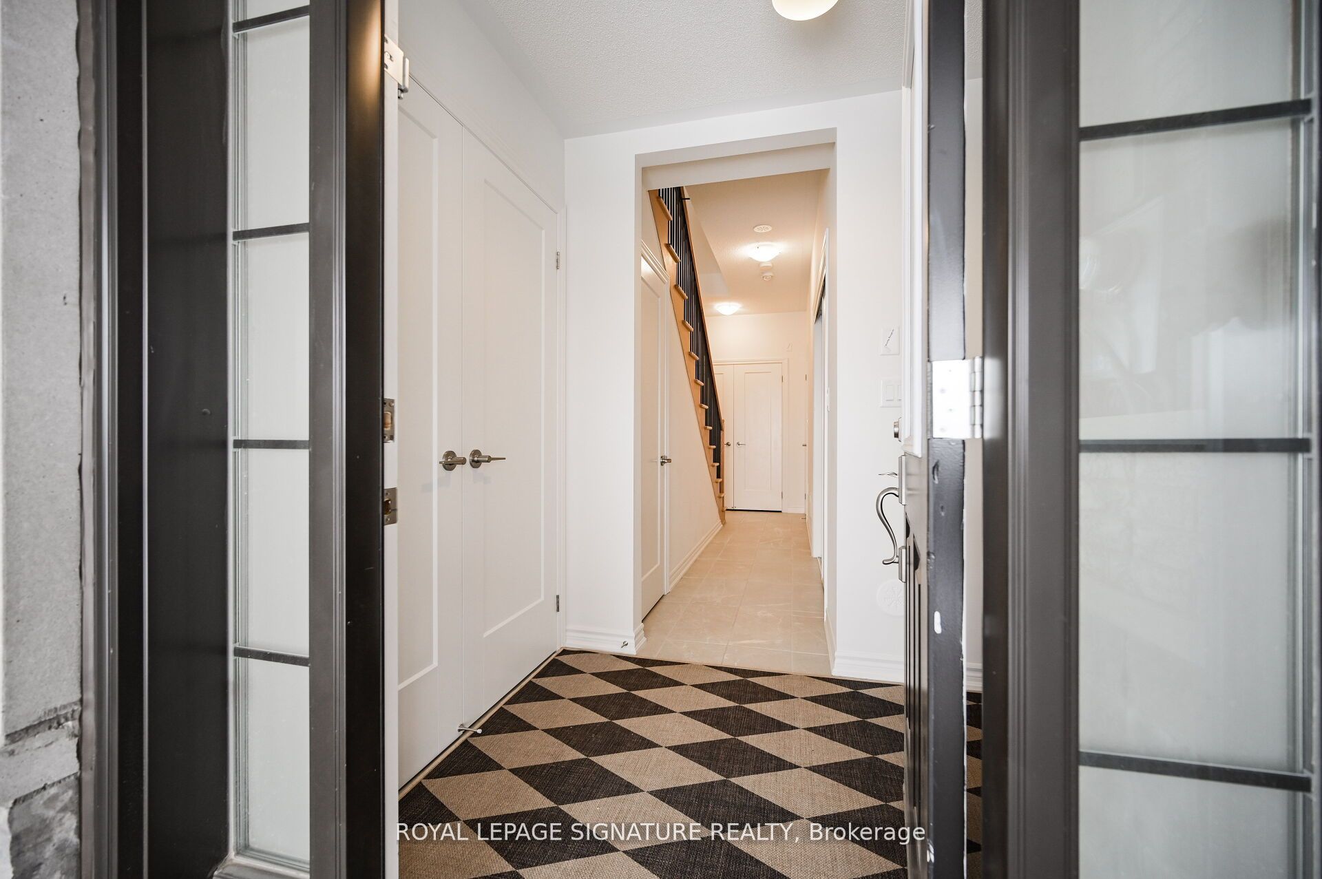389 Thimbleweed Court