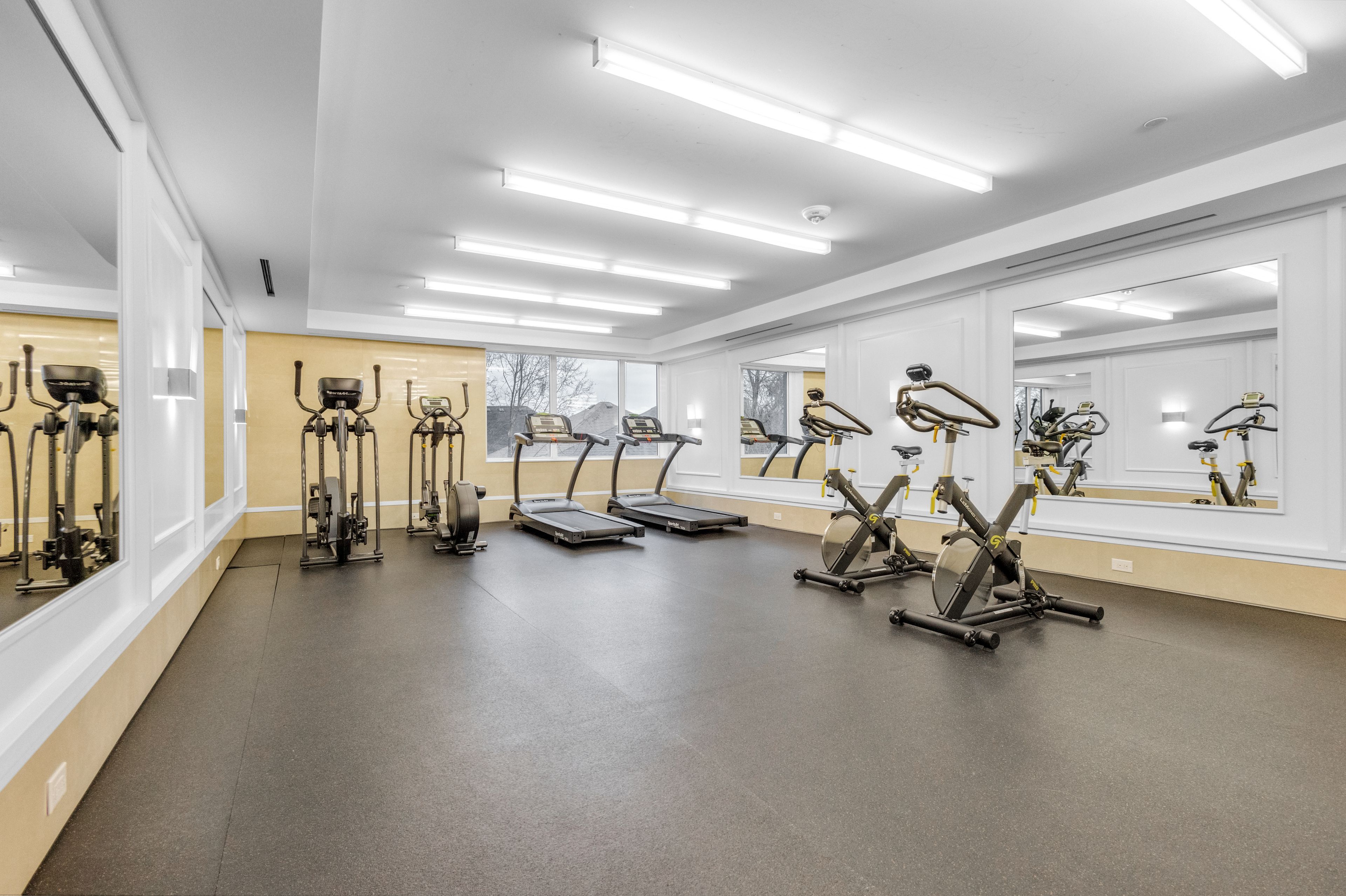 170 Chiltern Hill Road 402