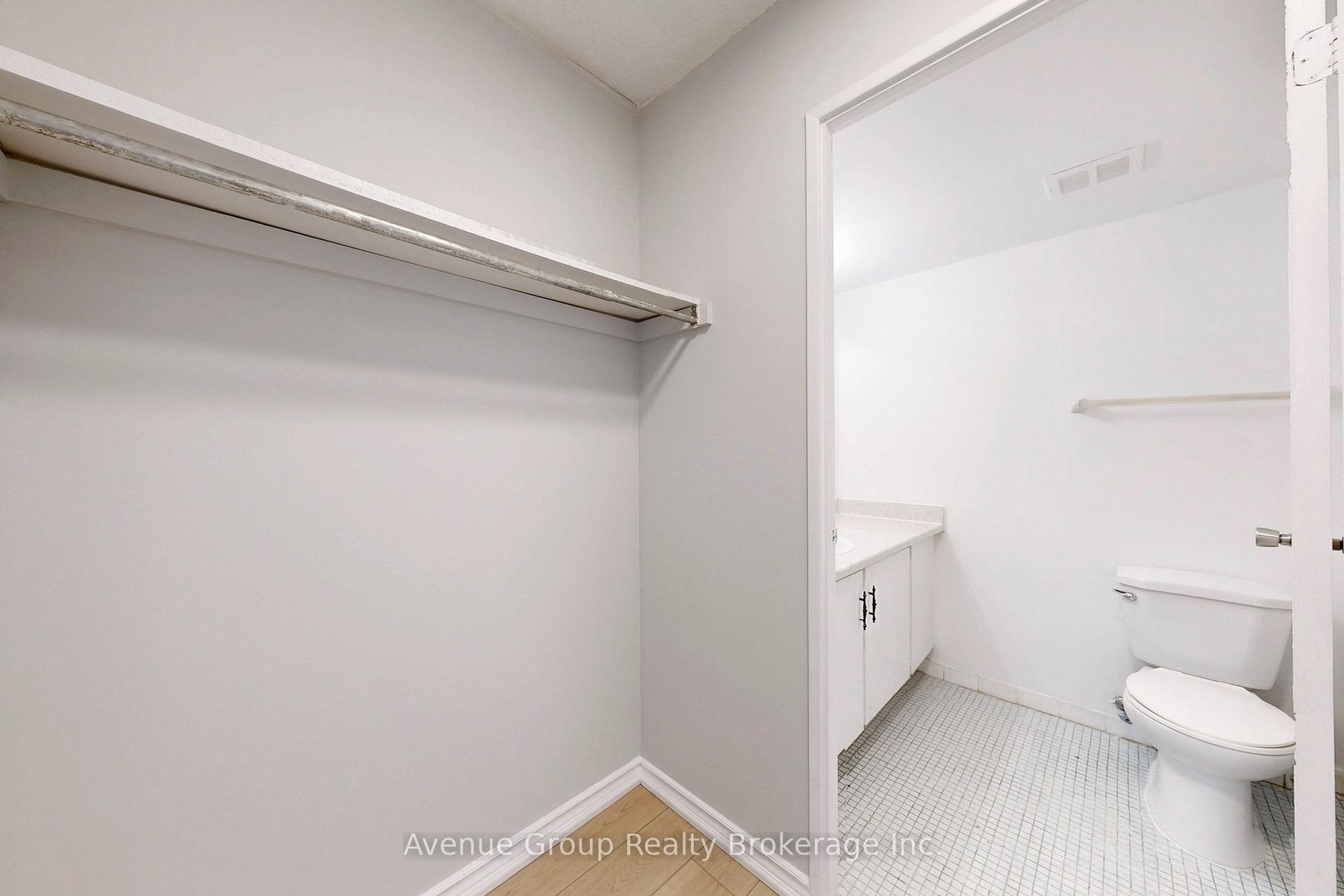 3 Bedrooms Condo at 1703 Mccowan, Toronto For sale
