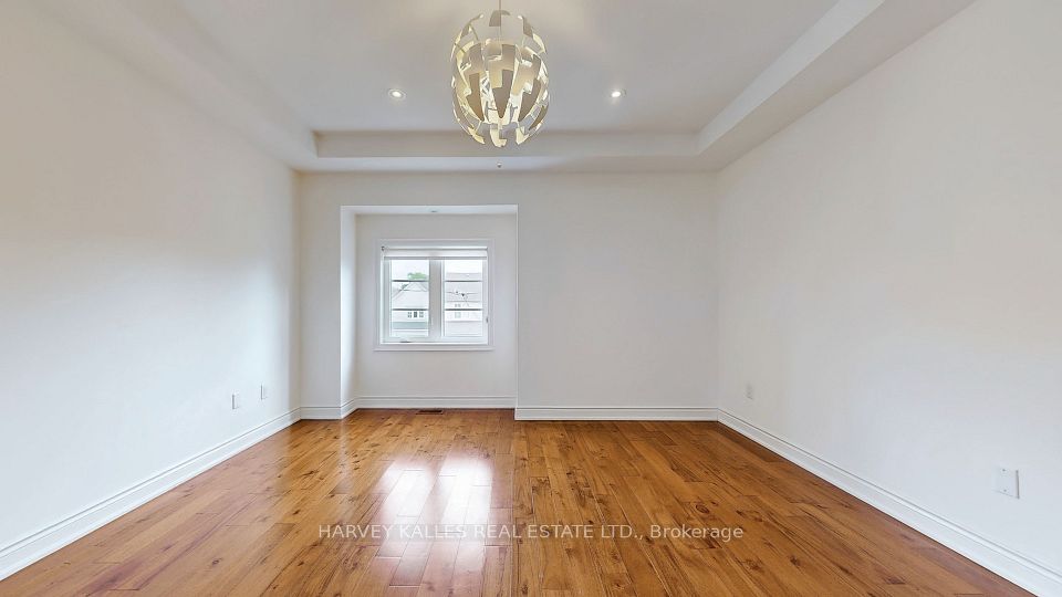 272B Boon Avenue